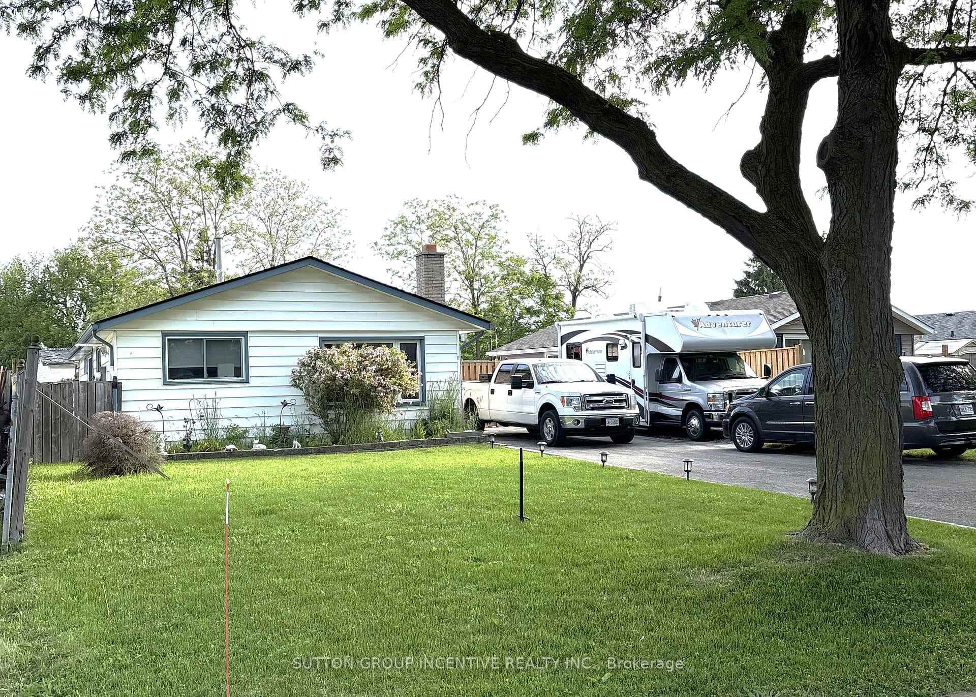 5 Lanark Crescent