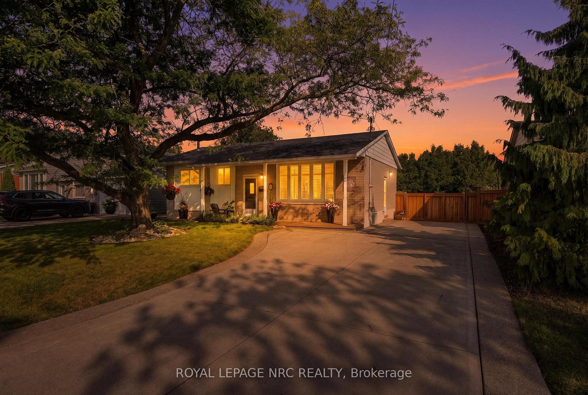 37 Viking Drive