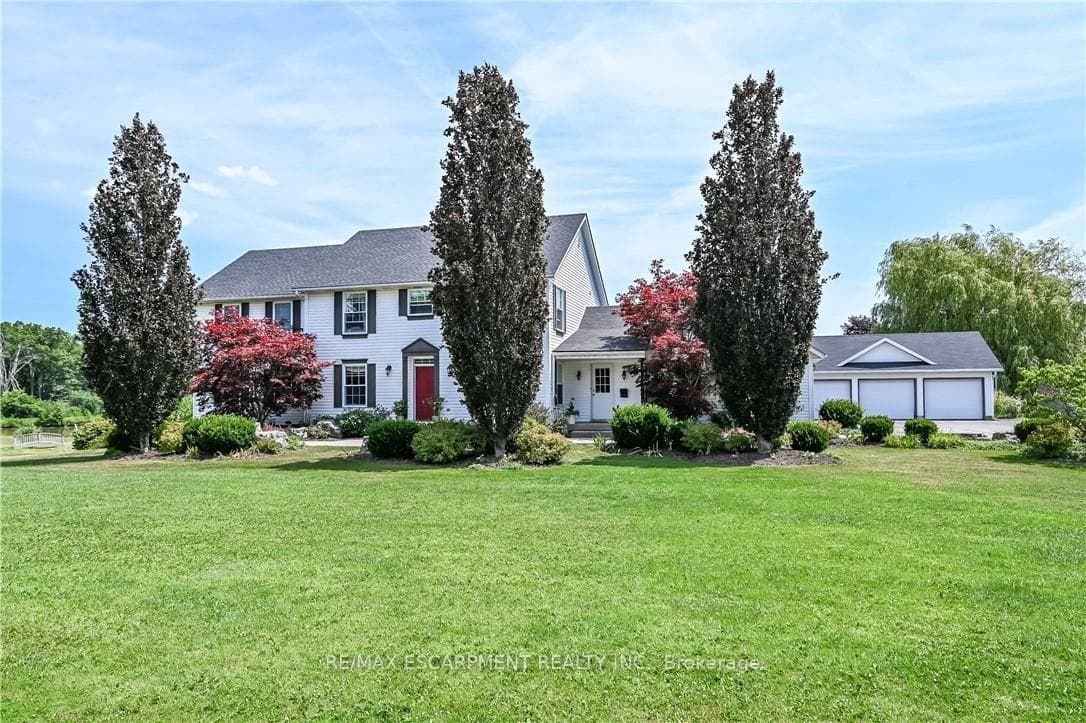 20 Haldimand Trail