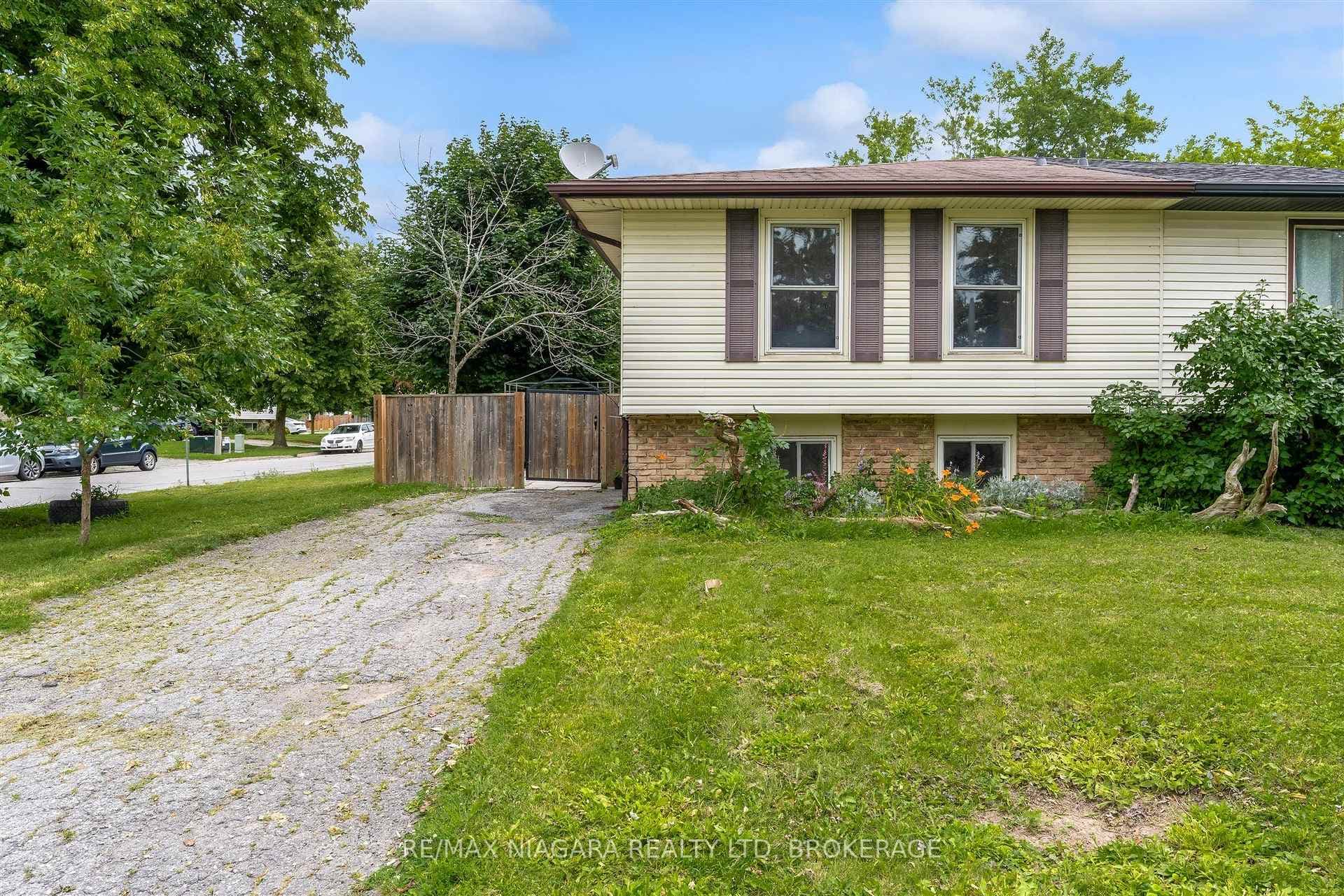2 BALDWIN Crescent