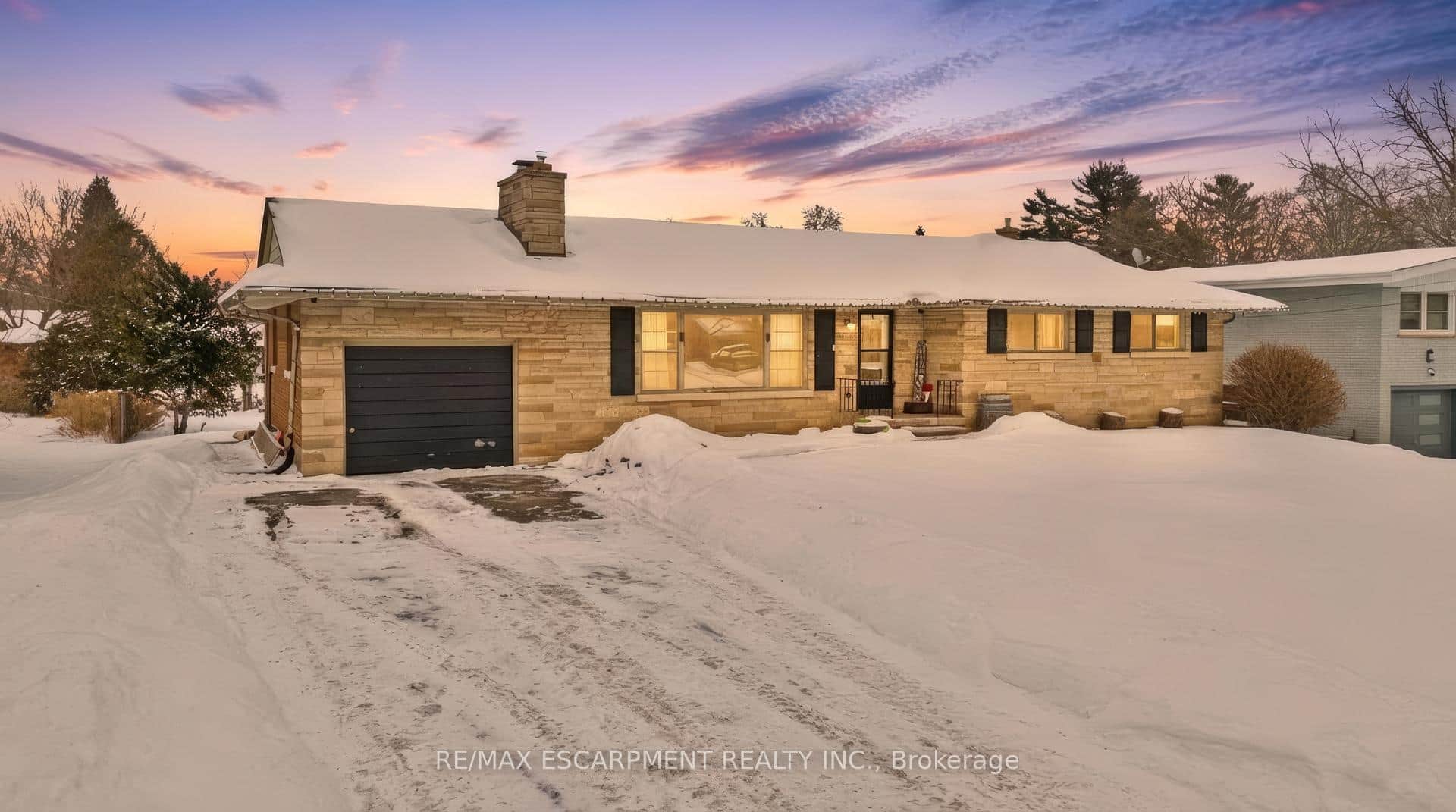 4 Mountview Avenue