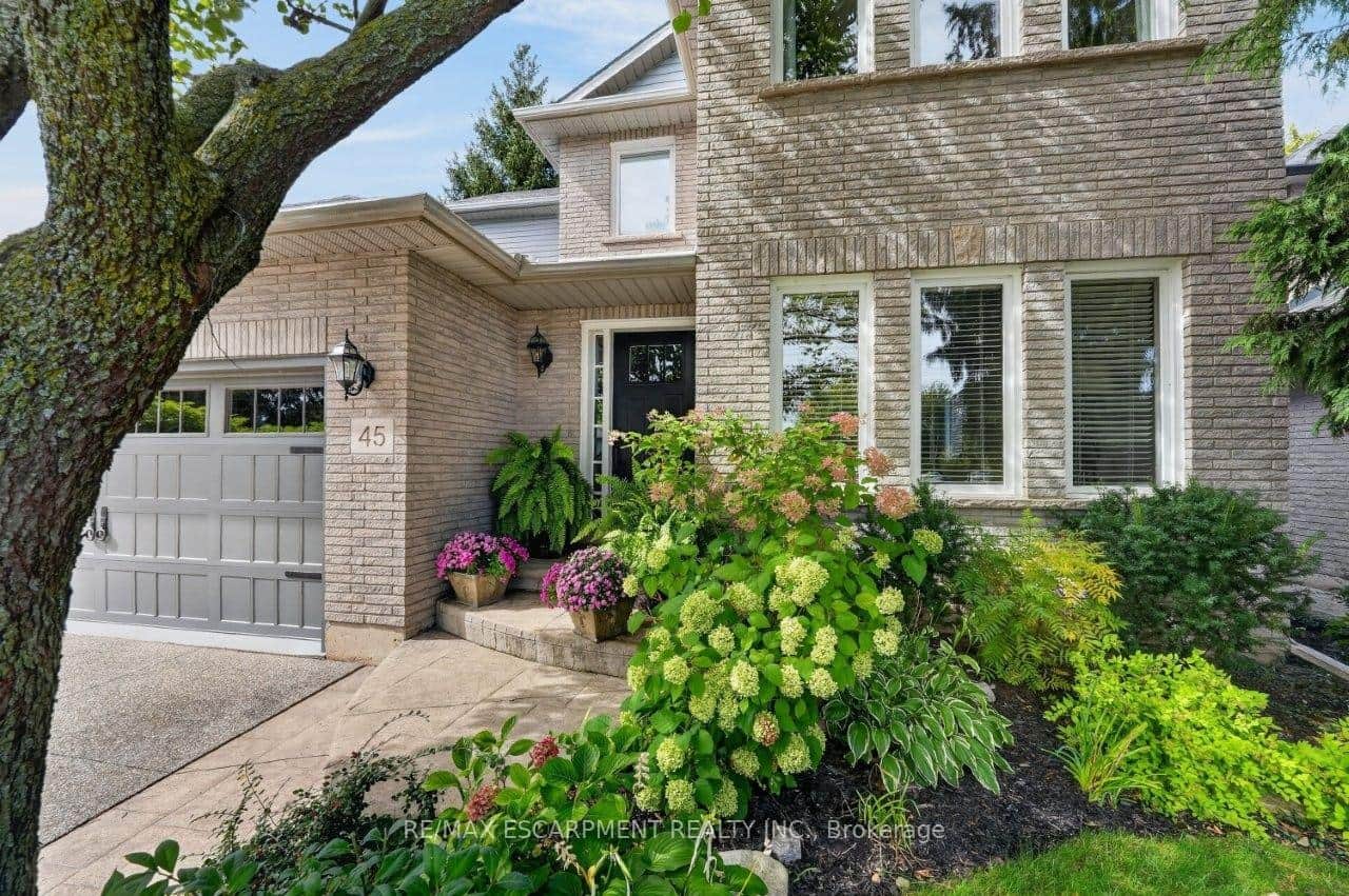 45 Richmond Crescent