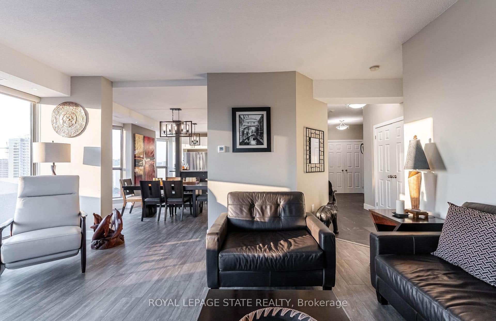 67 Caroline Street Unit 17C