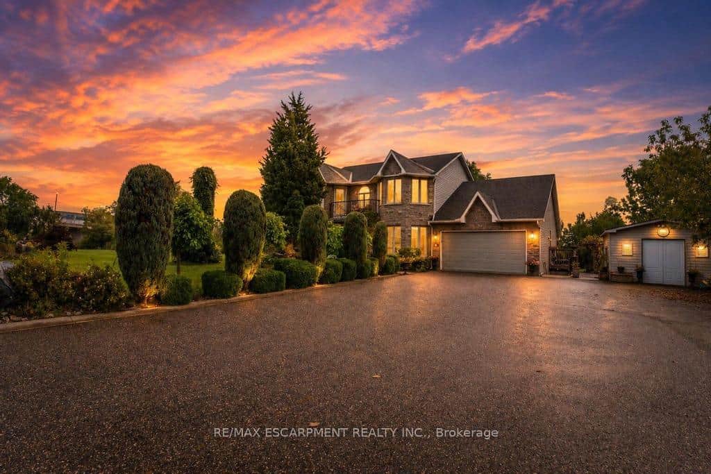 33 Maryvale Avenue