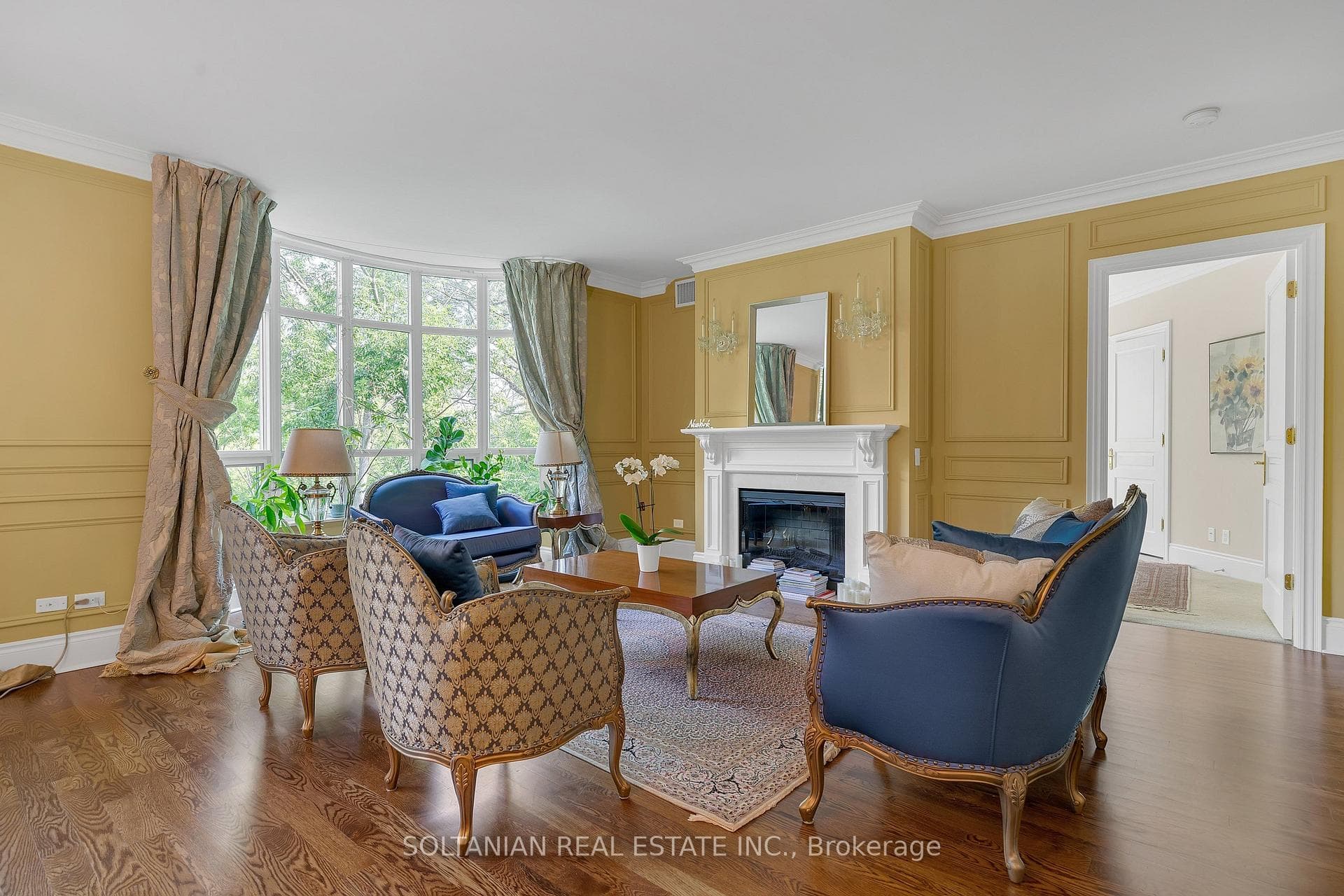 7071 Bayview Avenue Unit 212