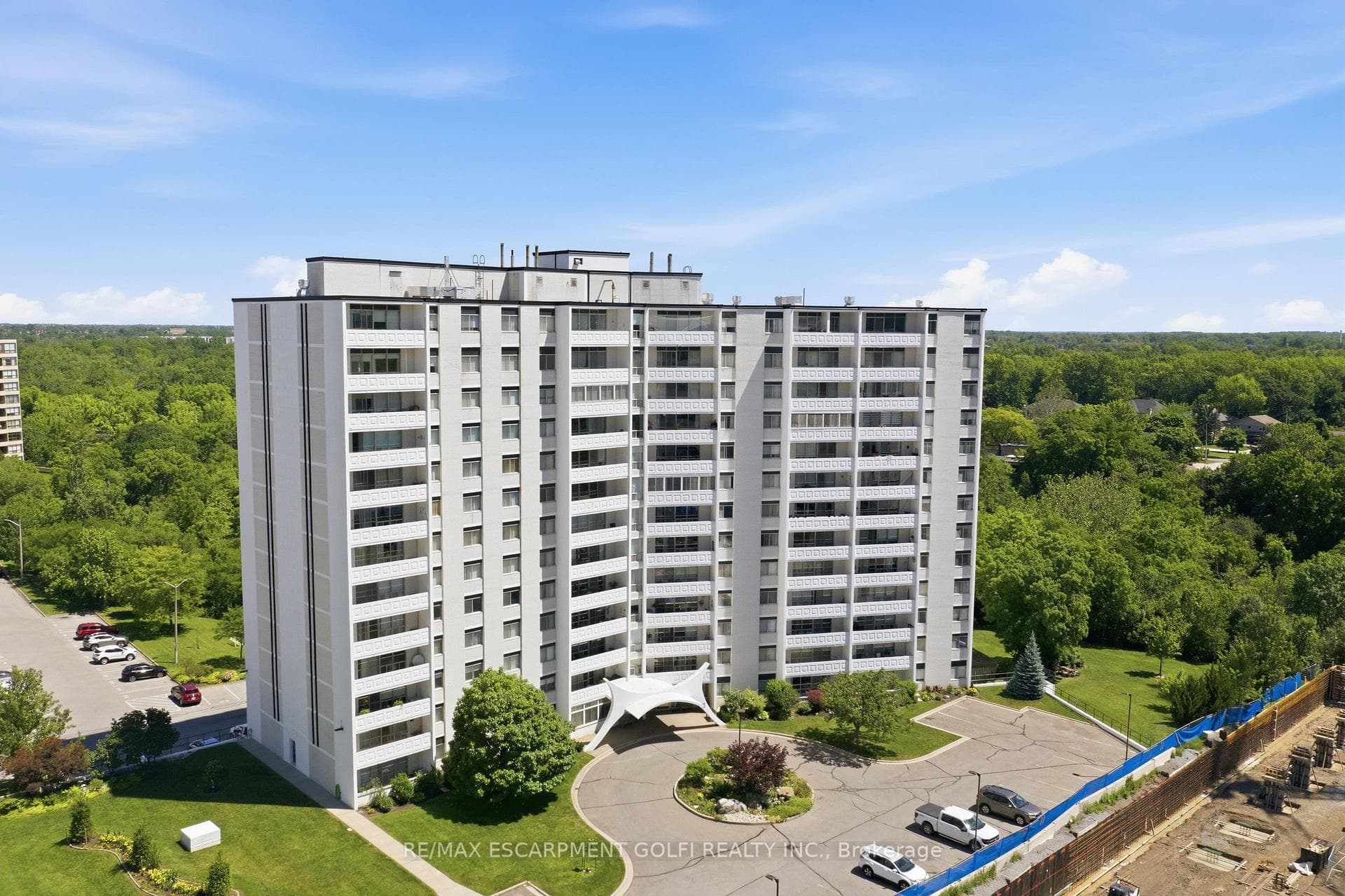 15 Towering Heights Boulevard Unit 1005