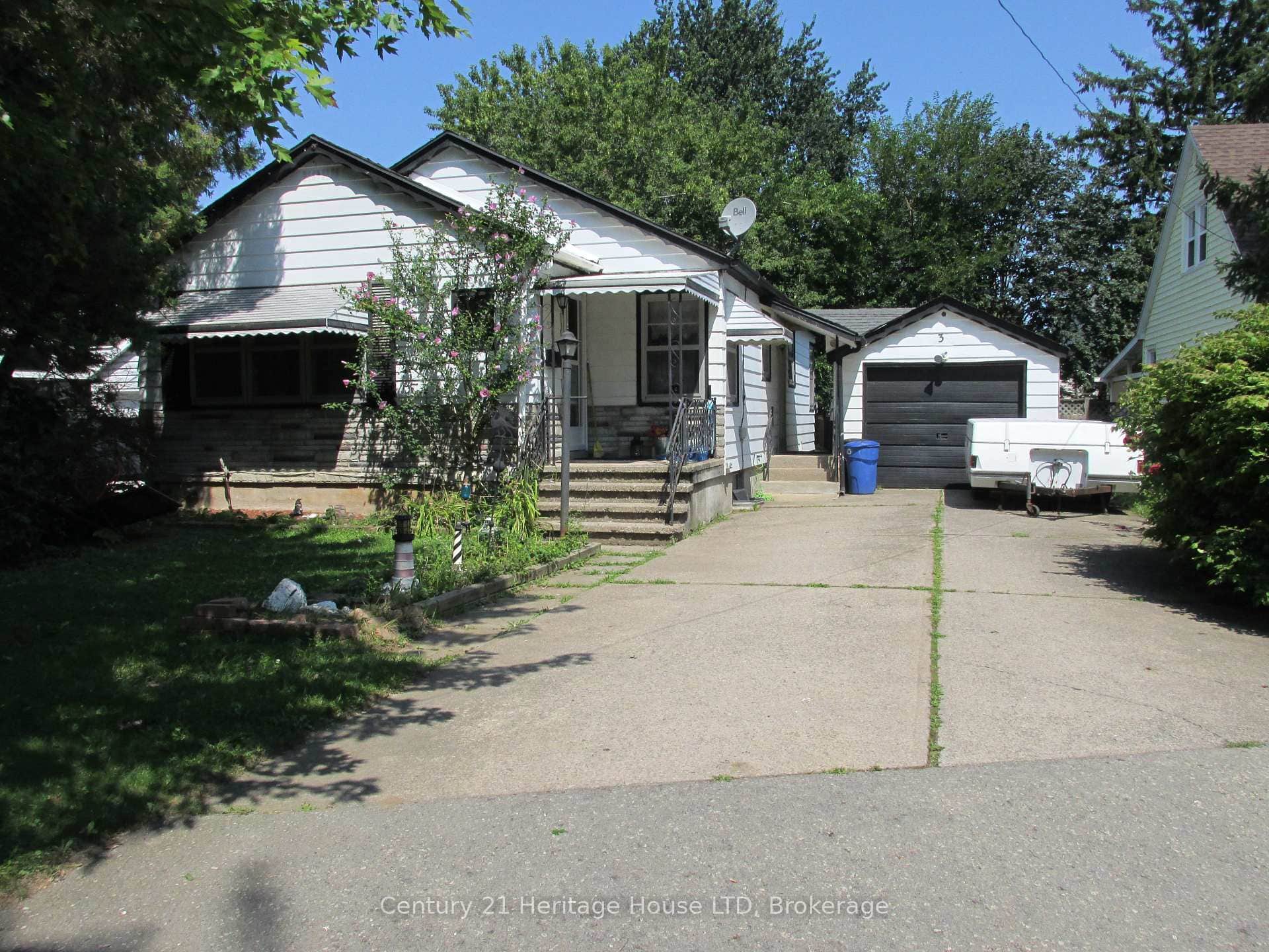 3 Melba Road