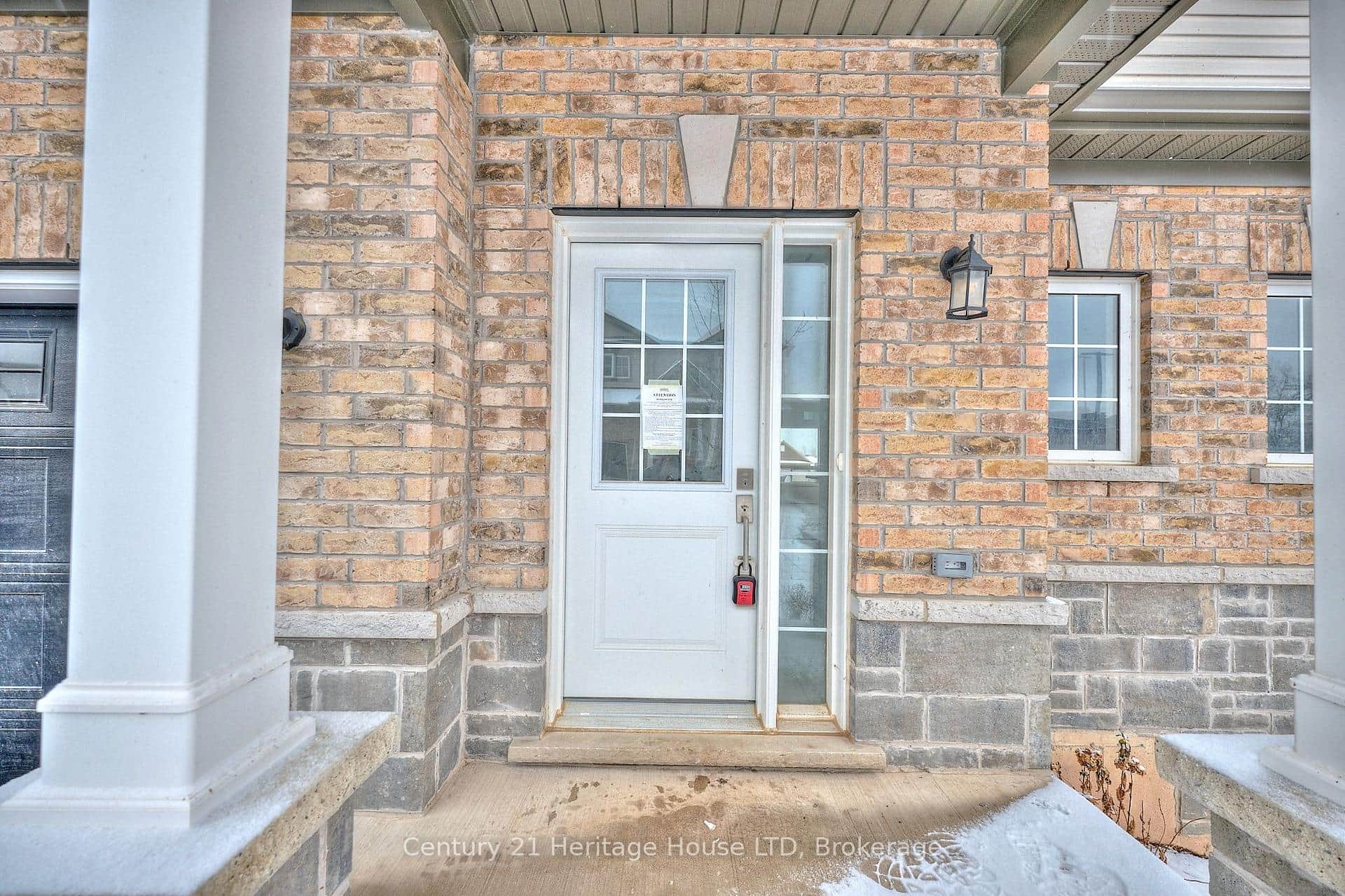 Front entrance to the unit