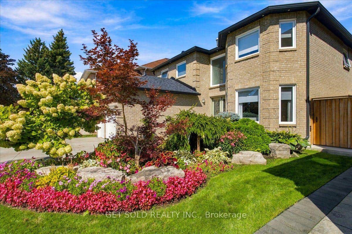 10 Coldwater Court