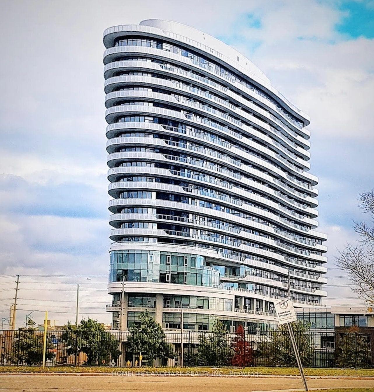2520 Eglinton Avenue Unit 1211