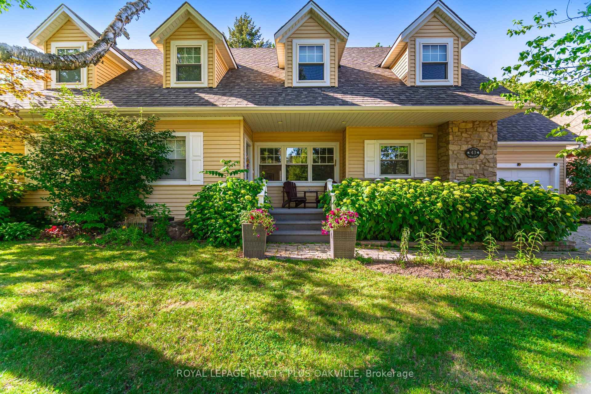 43 Ravina Crescent