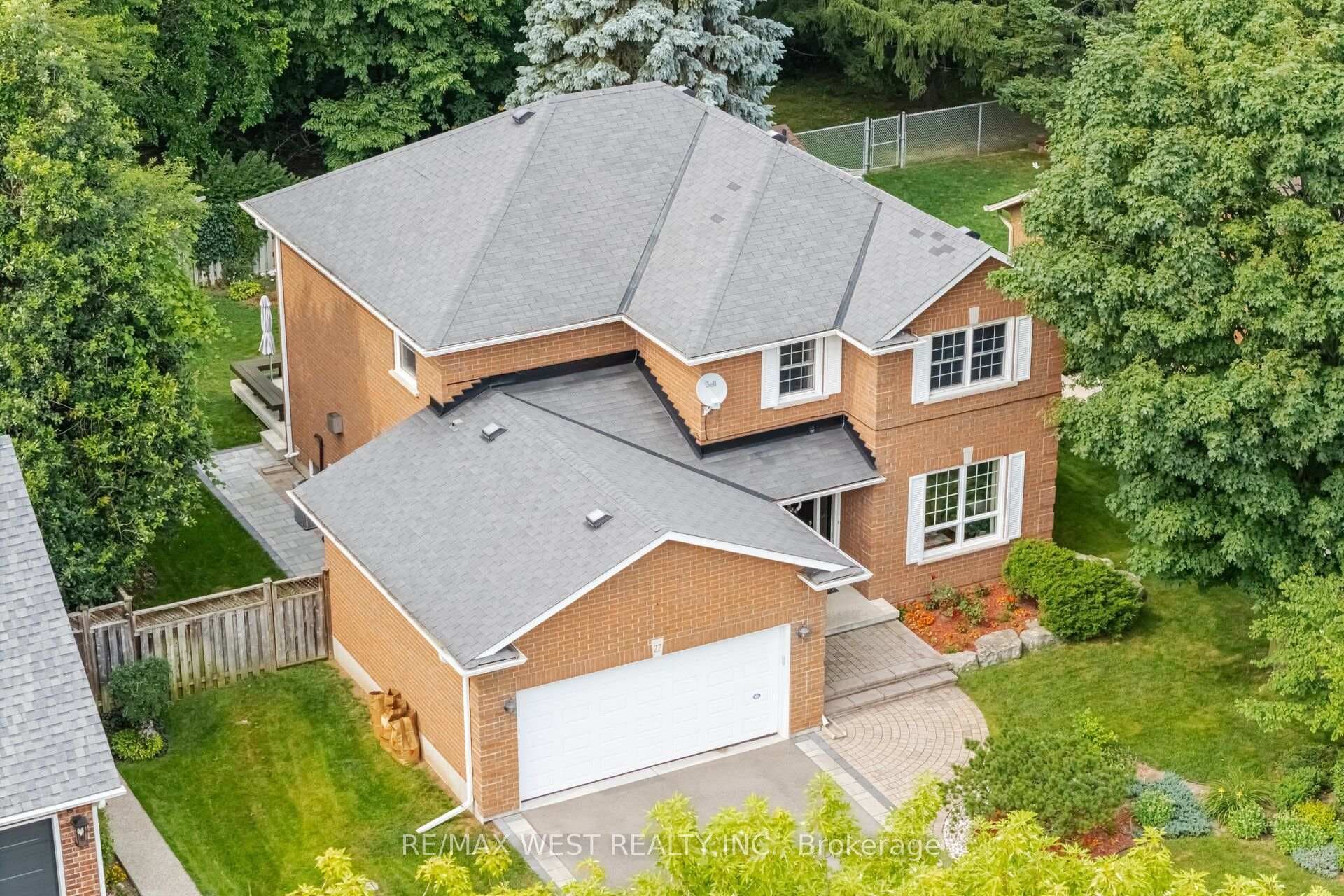 27 Norma Crescent