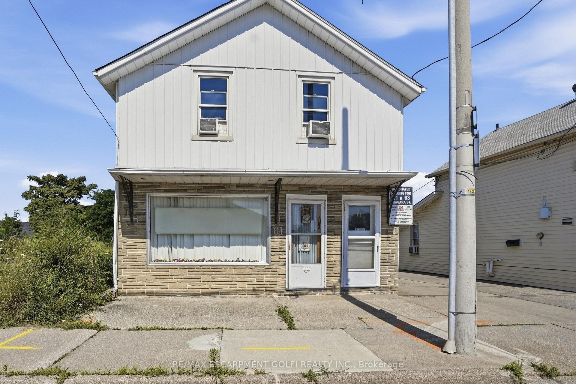 61 Niagara Street