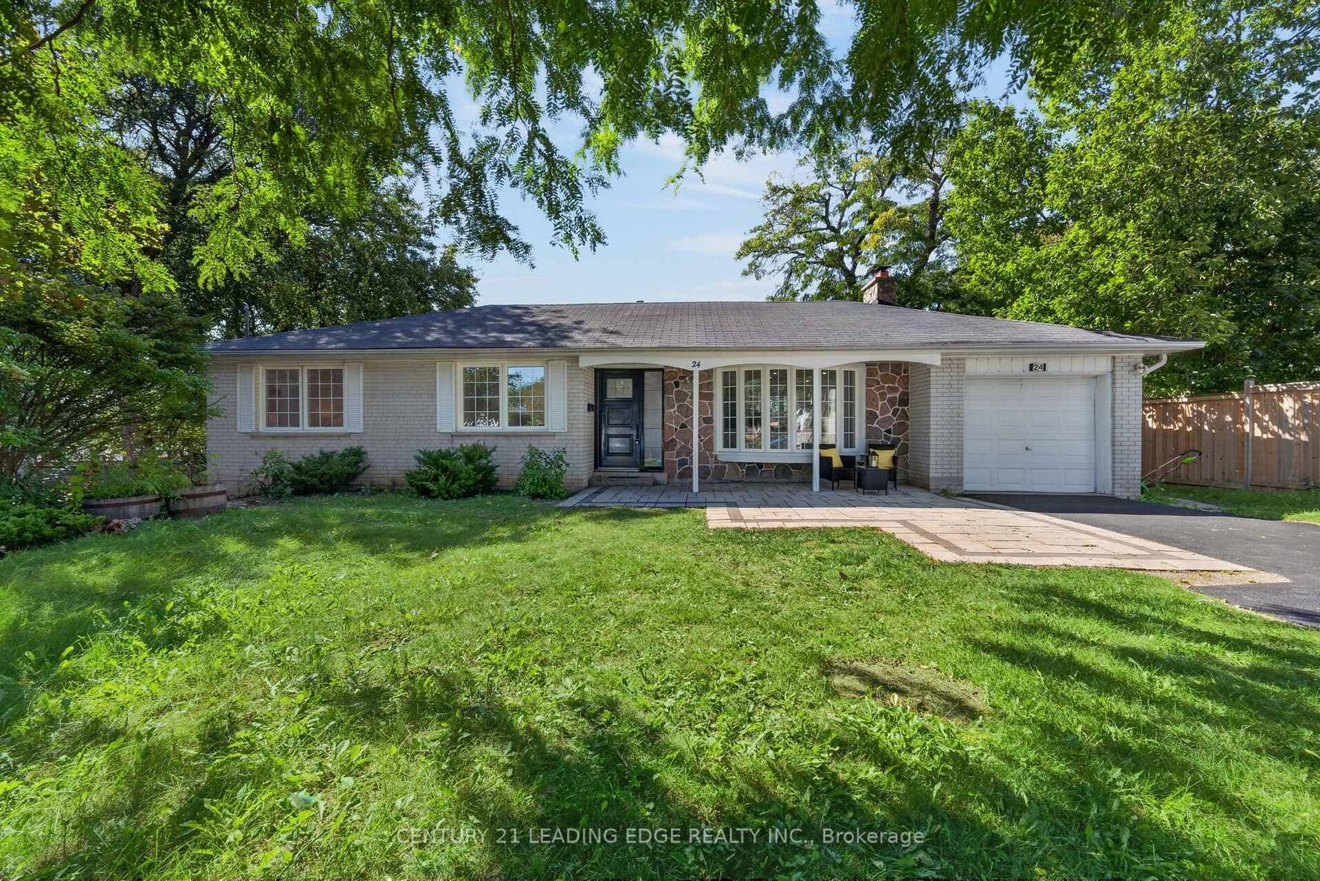 24 Lincoln Green Drive