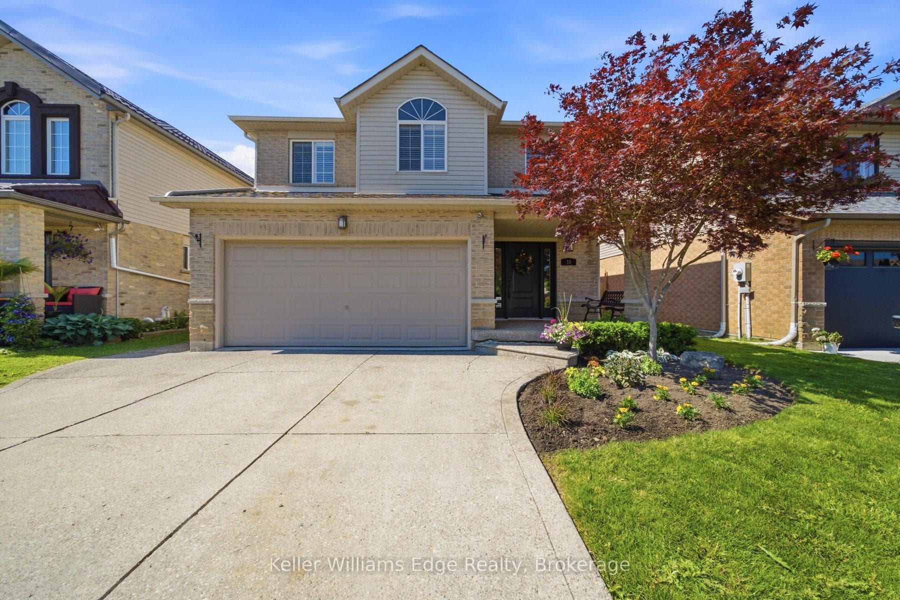 35 Rosebury Way