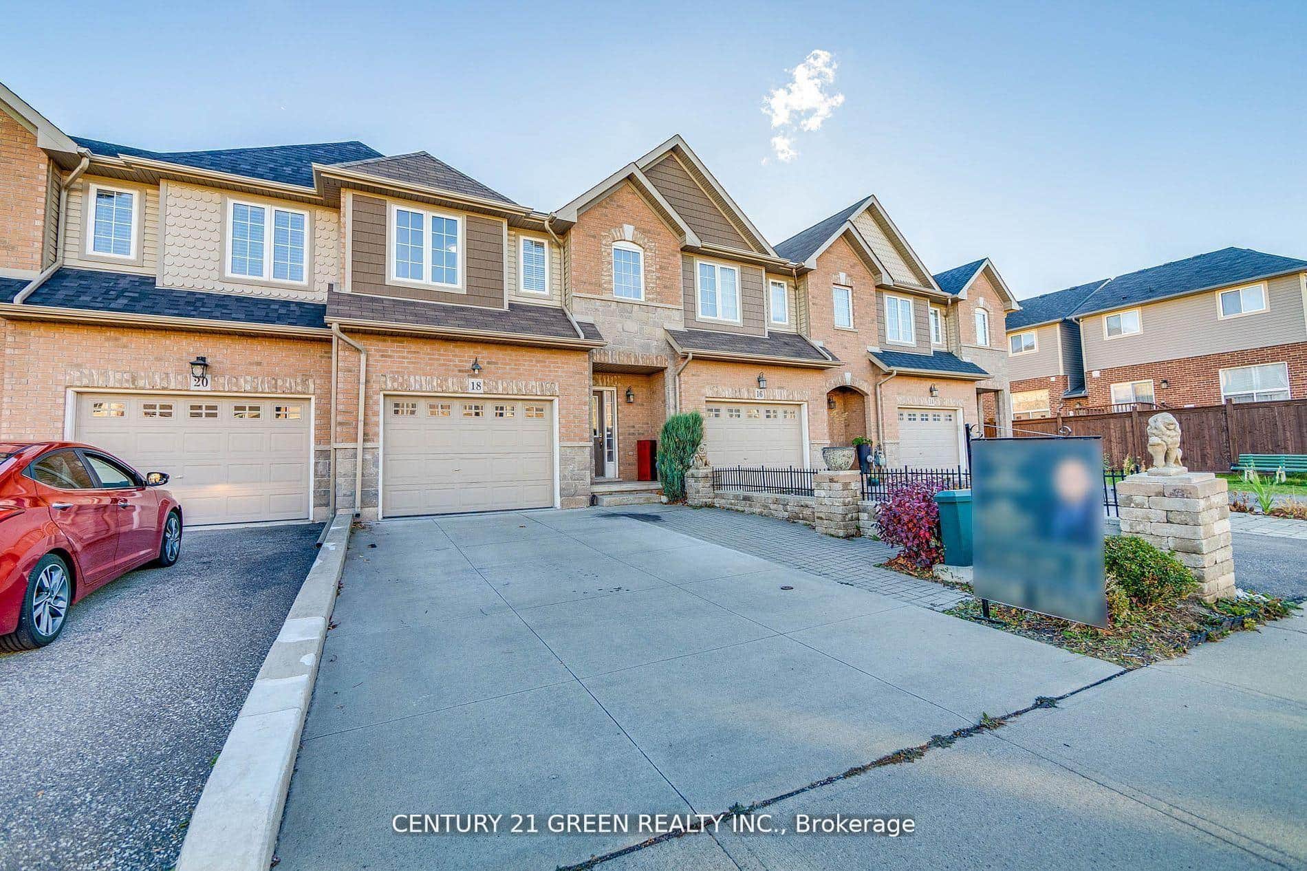 18 Palacebeach Trail