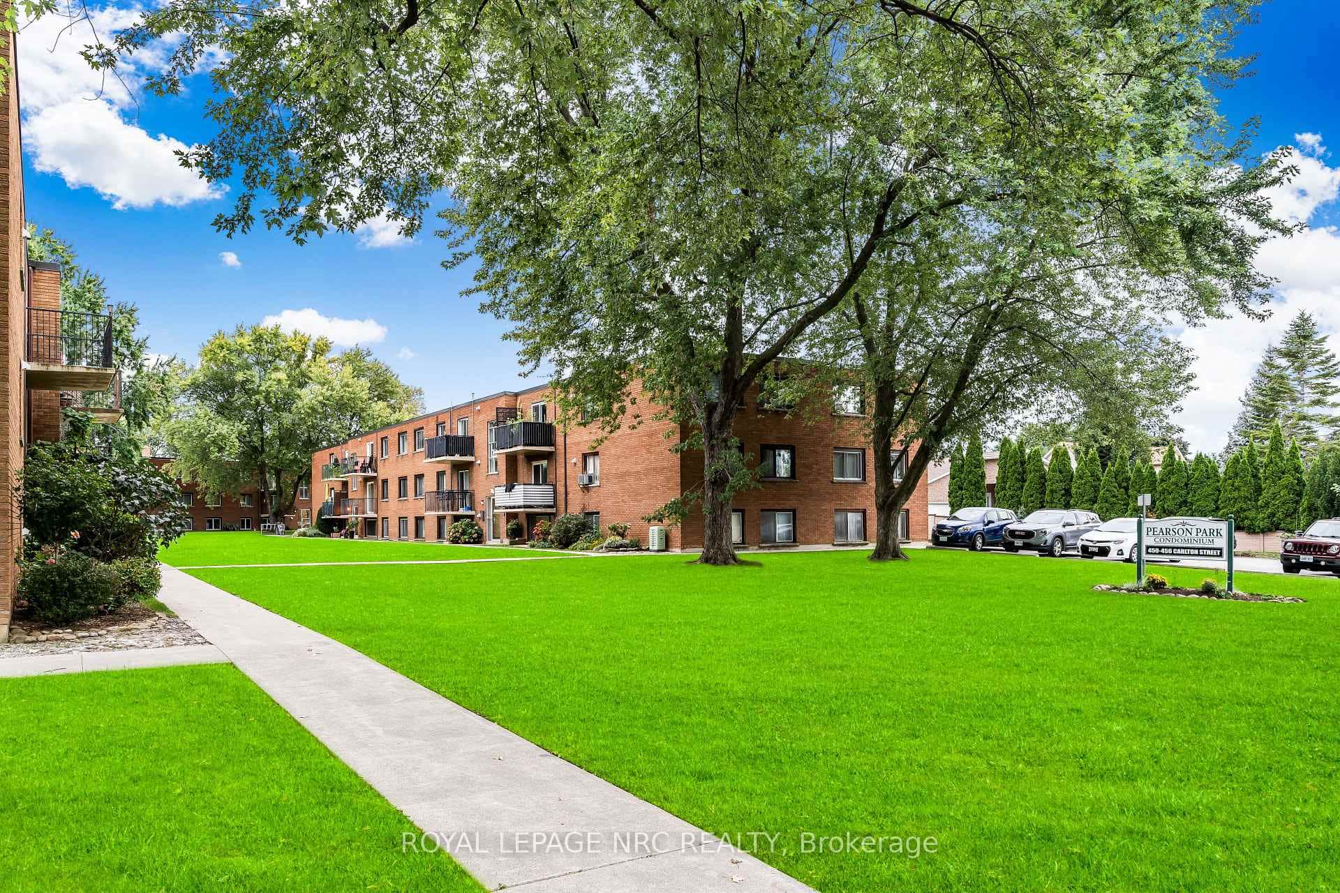 454 CARLTON Street Unit 7