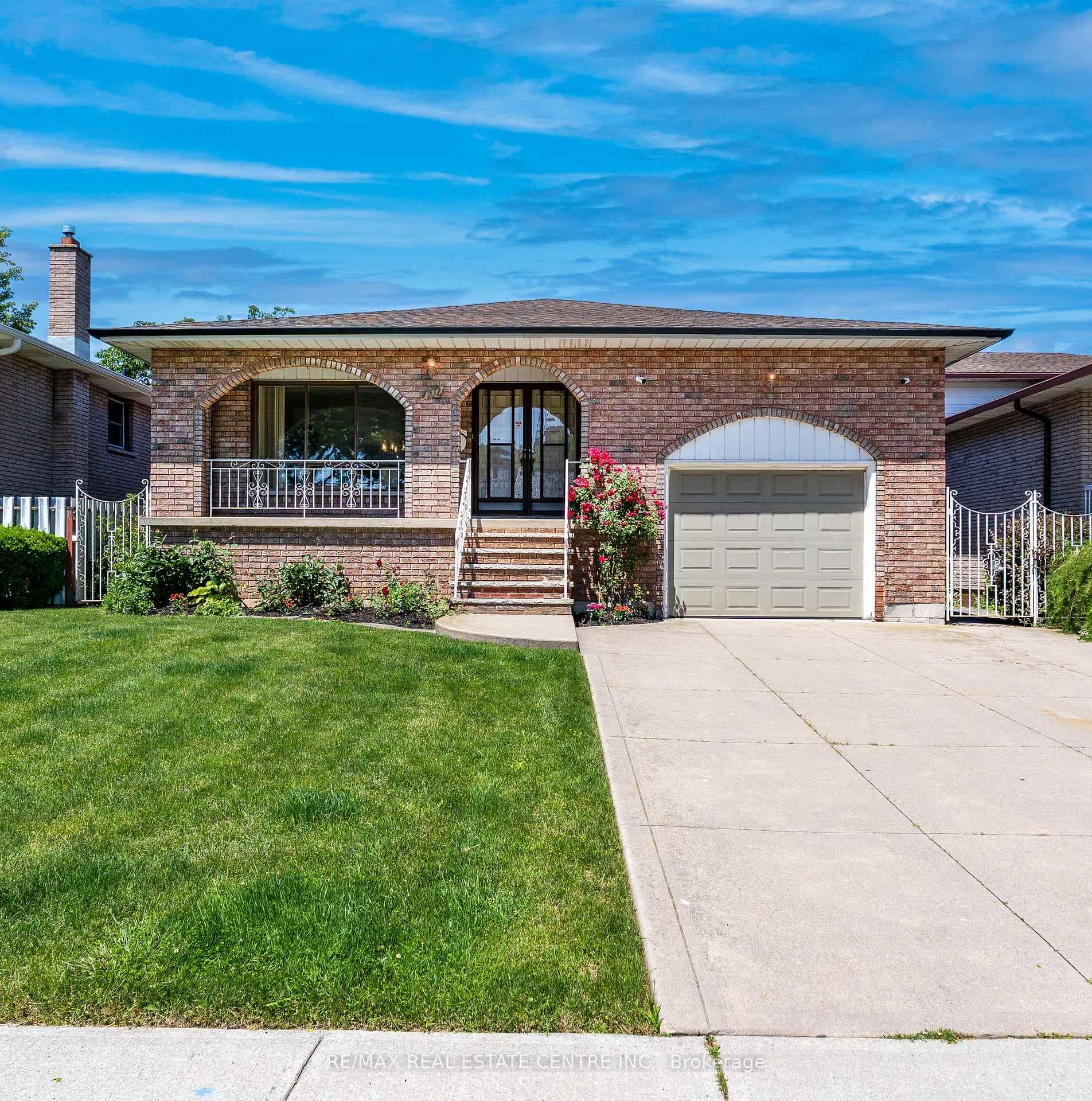 Beautiful spacious backslipt, italian style