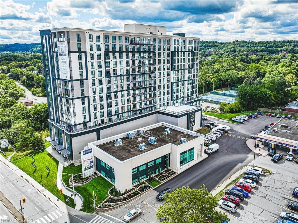 870 Queenston Road Unit 416