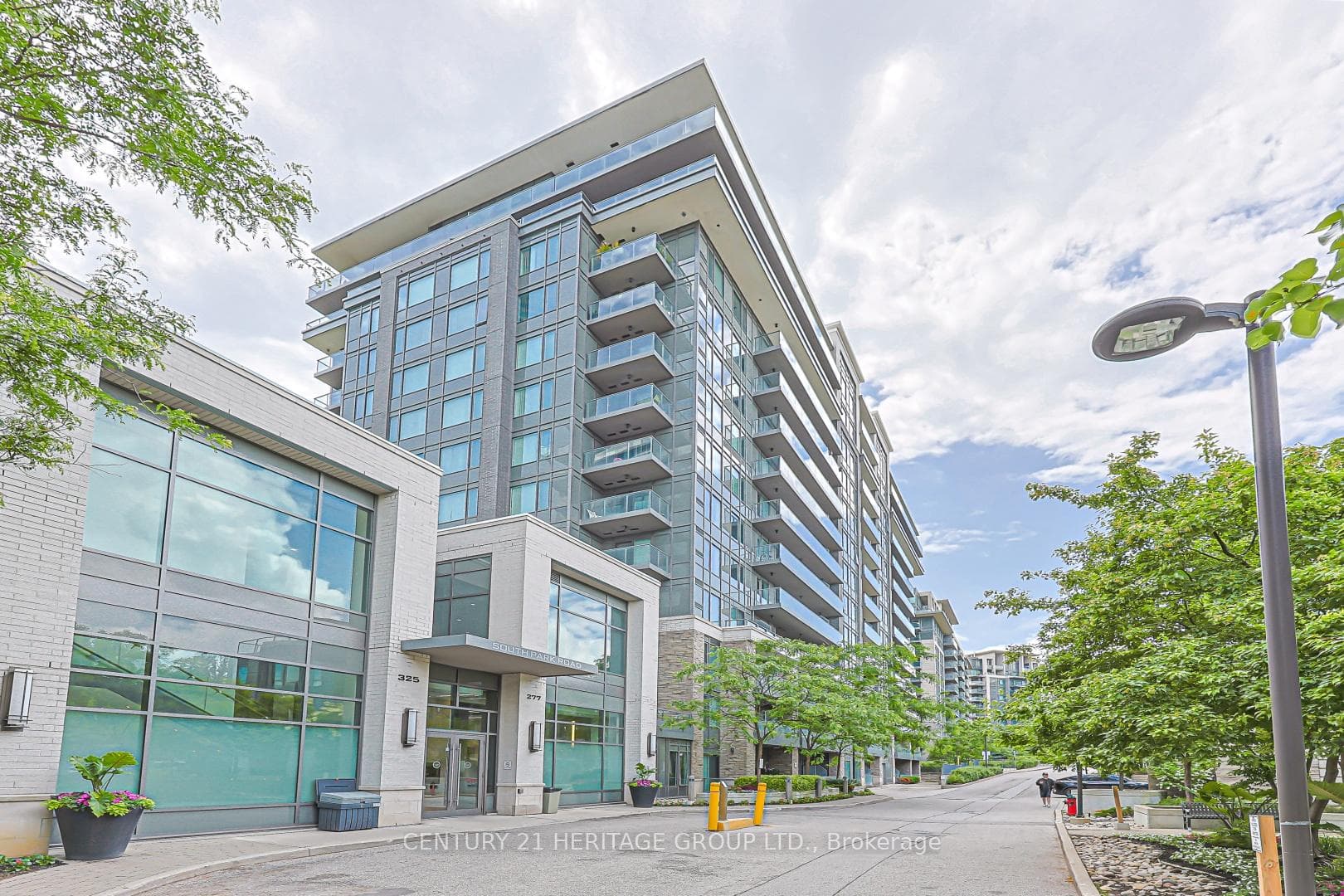 277 South Park Road Unit 719