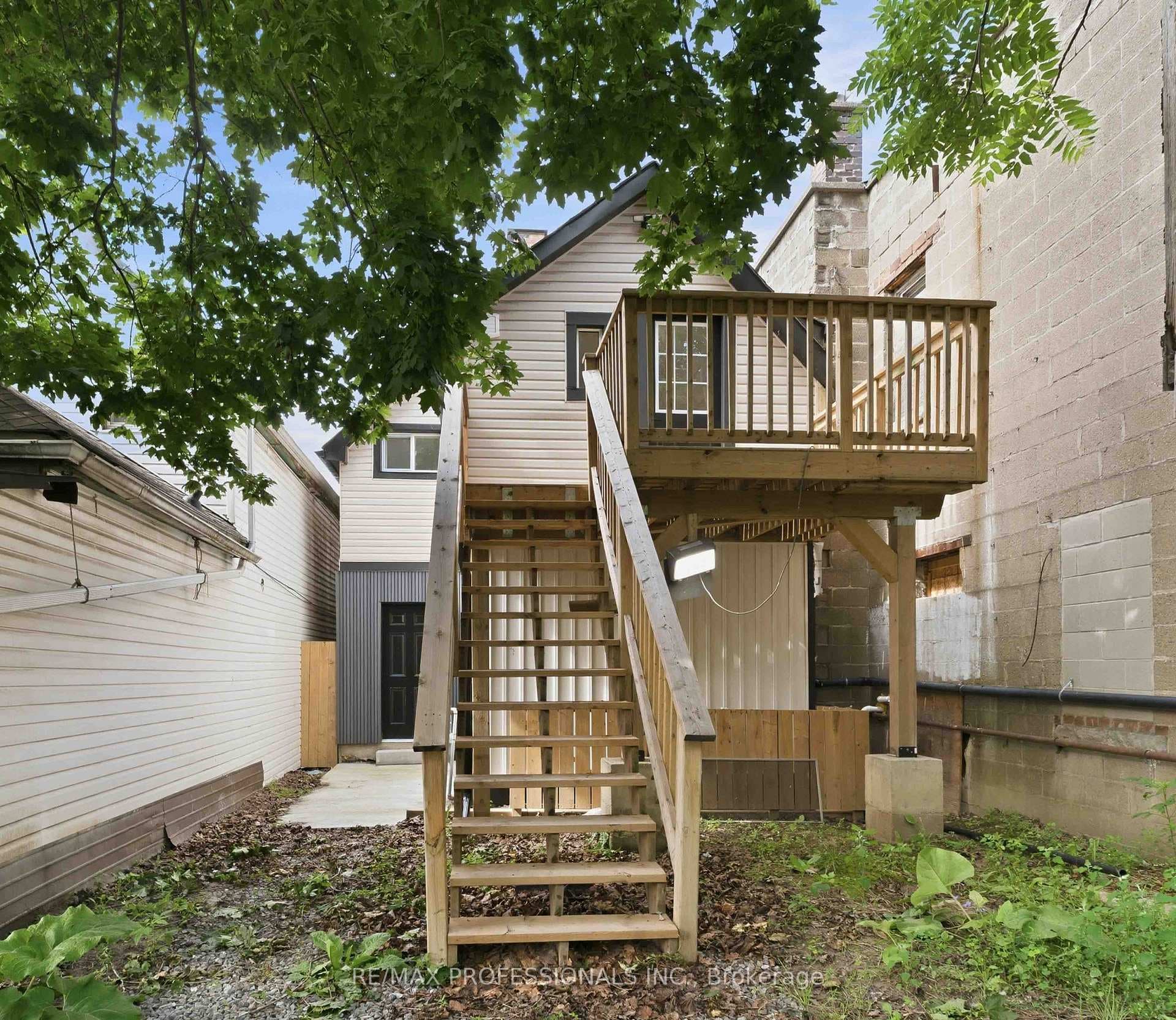 759 Barton Street
