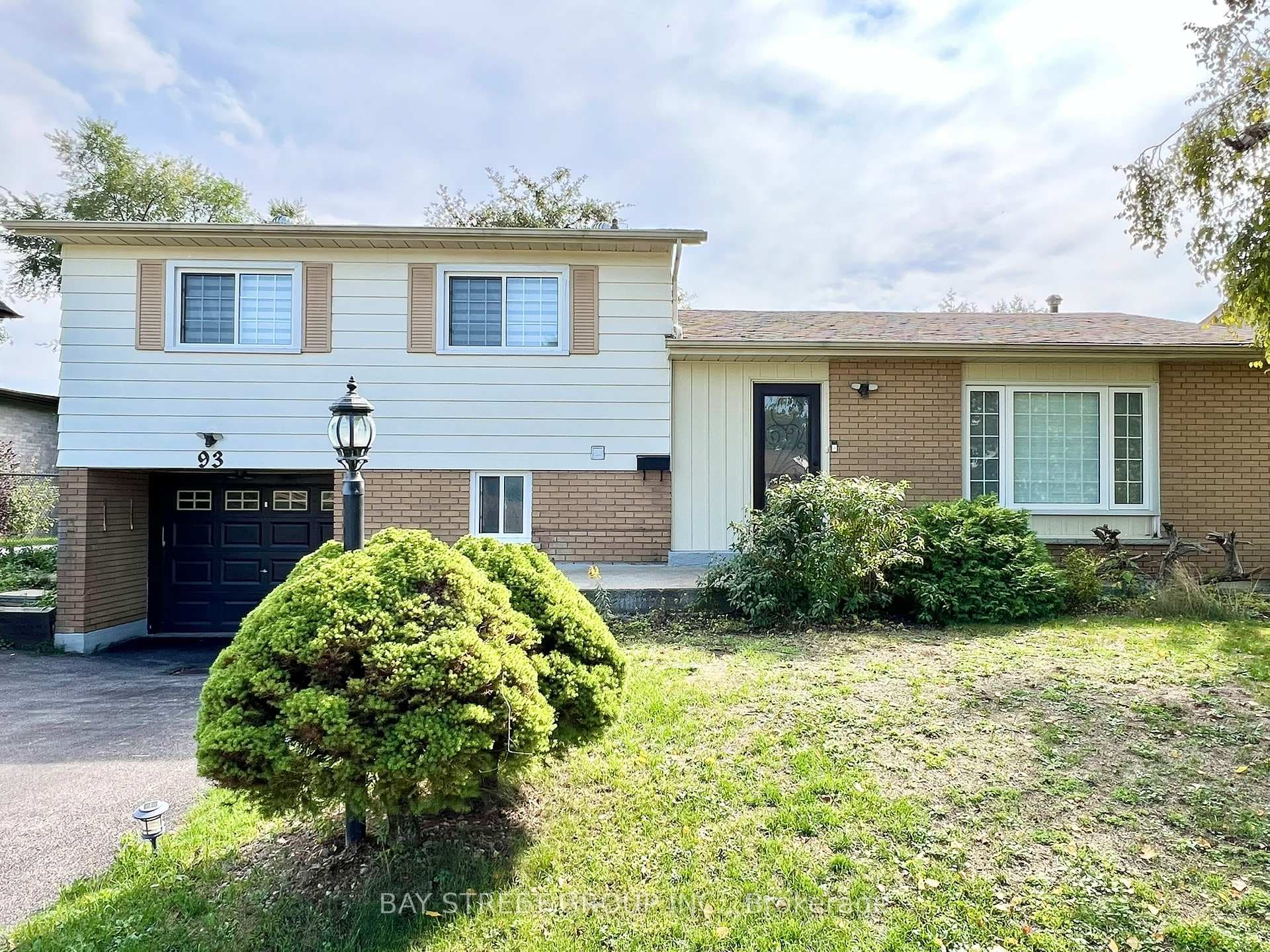 93 Parkway Avenue