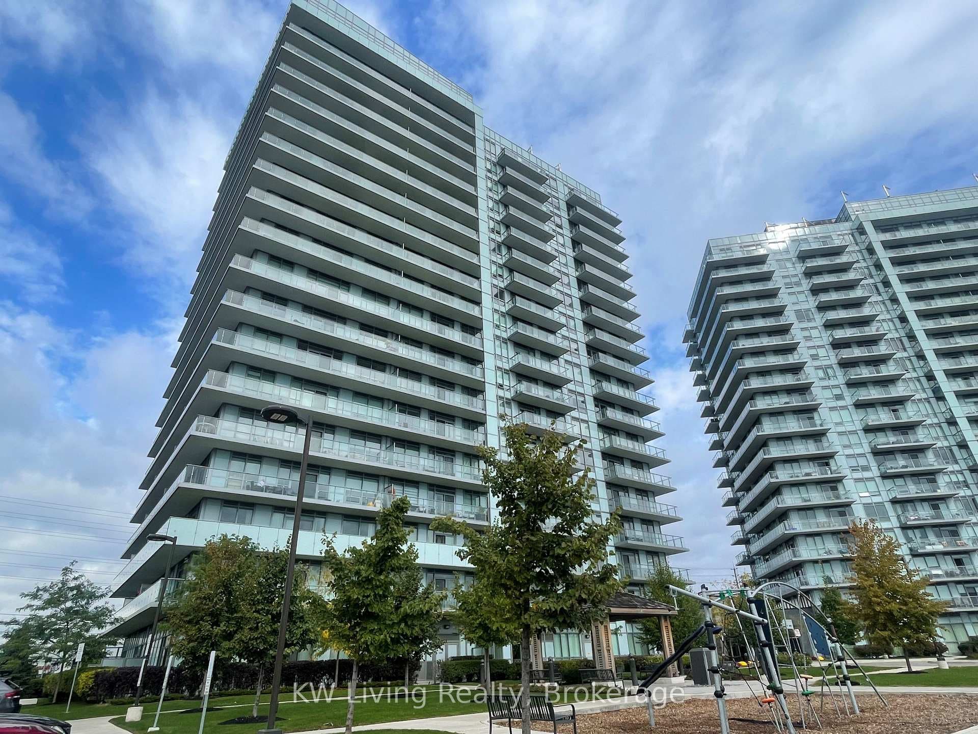 4677 Glen Erin Drive Unit 1801