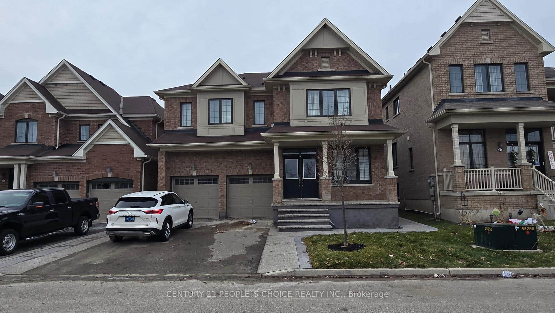 53 Larry Crescent