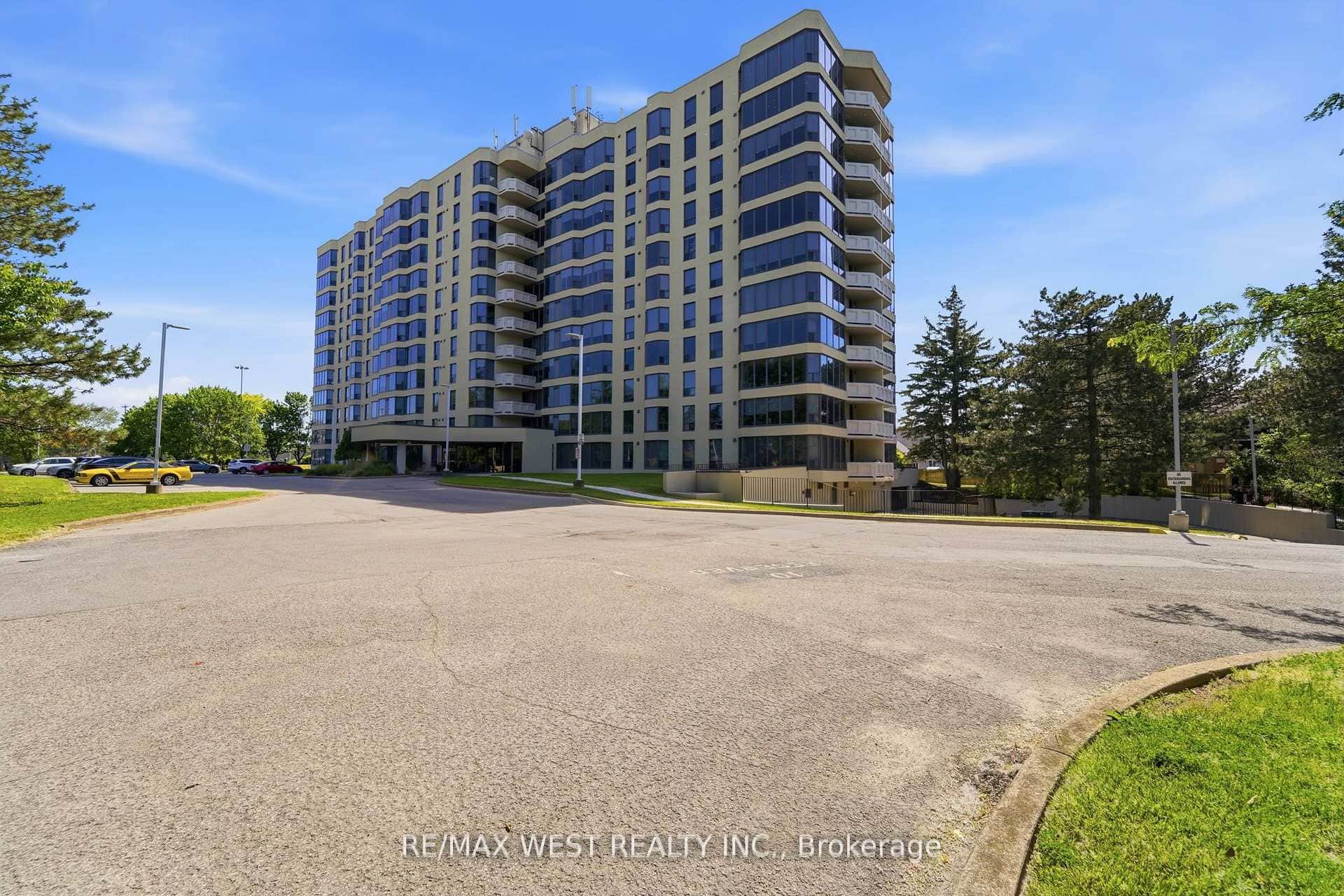 81 Scott Street Unit 808