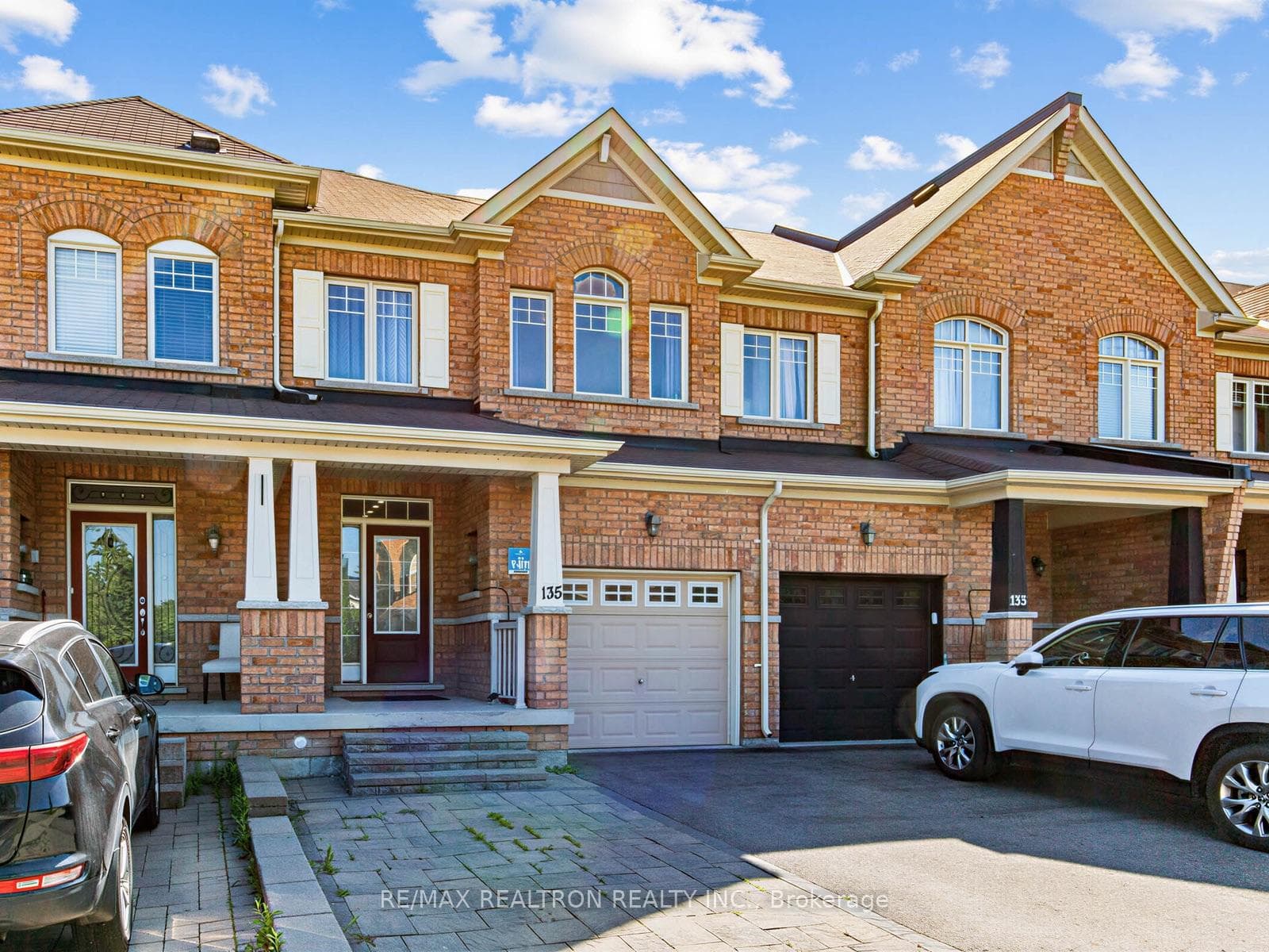 135 Windrow Street