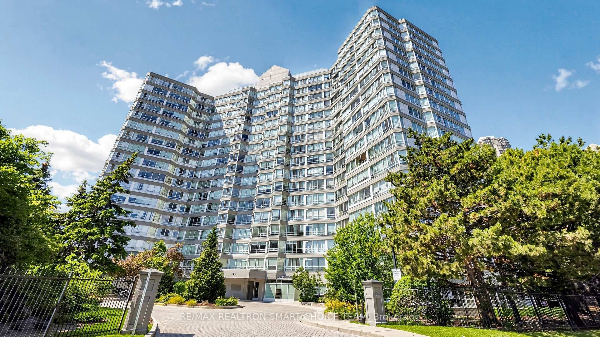 50 Kingsbridge Garden Circle Unit 504