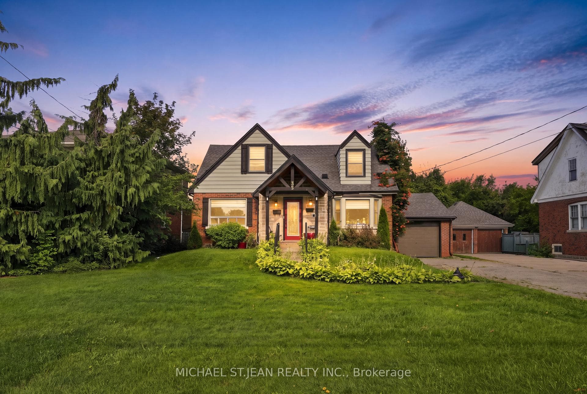 35 Centennial Parkway