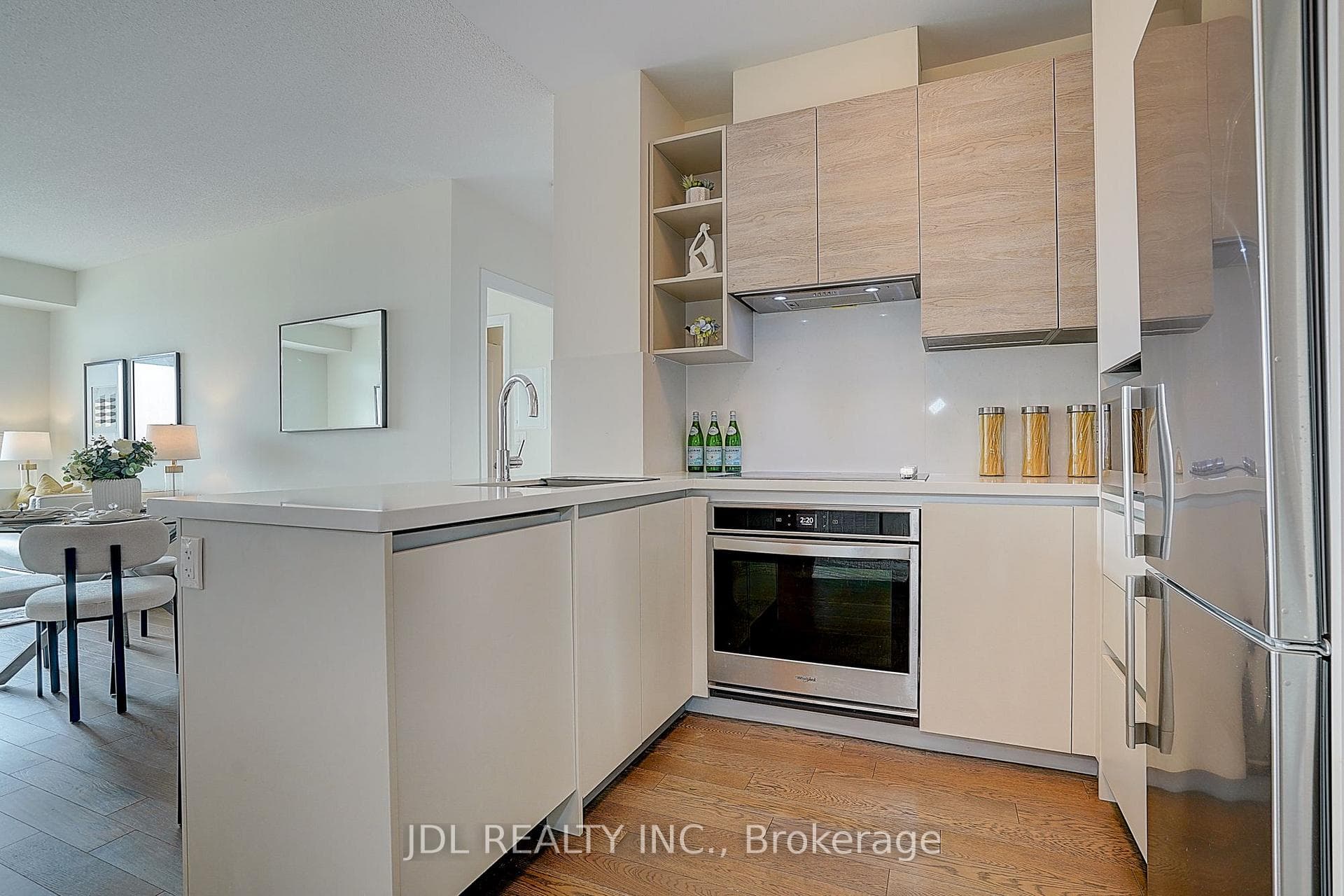 398 Highway 7 Street Unit 303