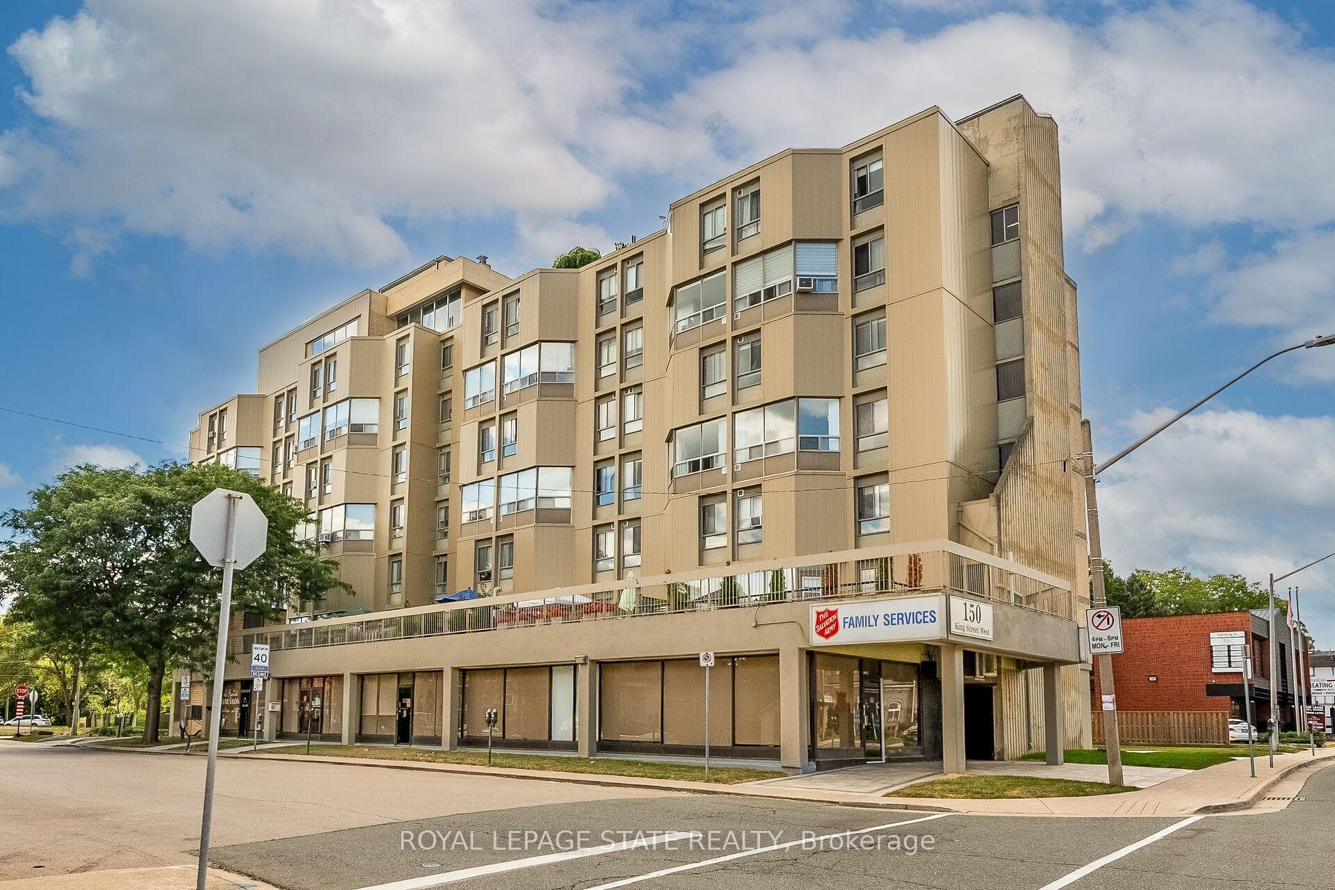 10 John Street Unit 409