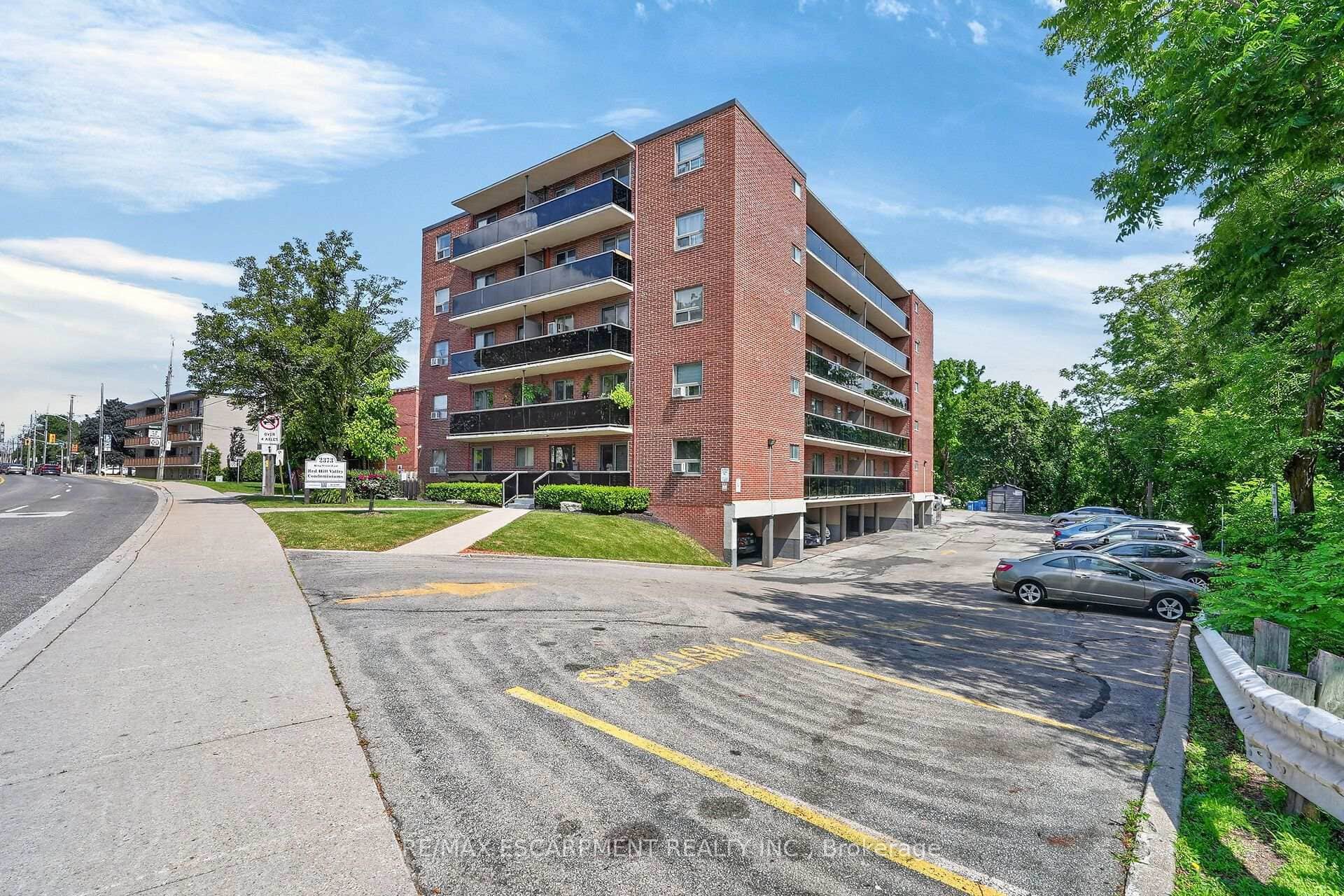 2373 King Street Unit 52
