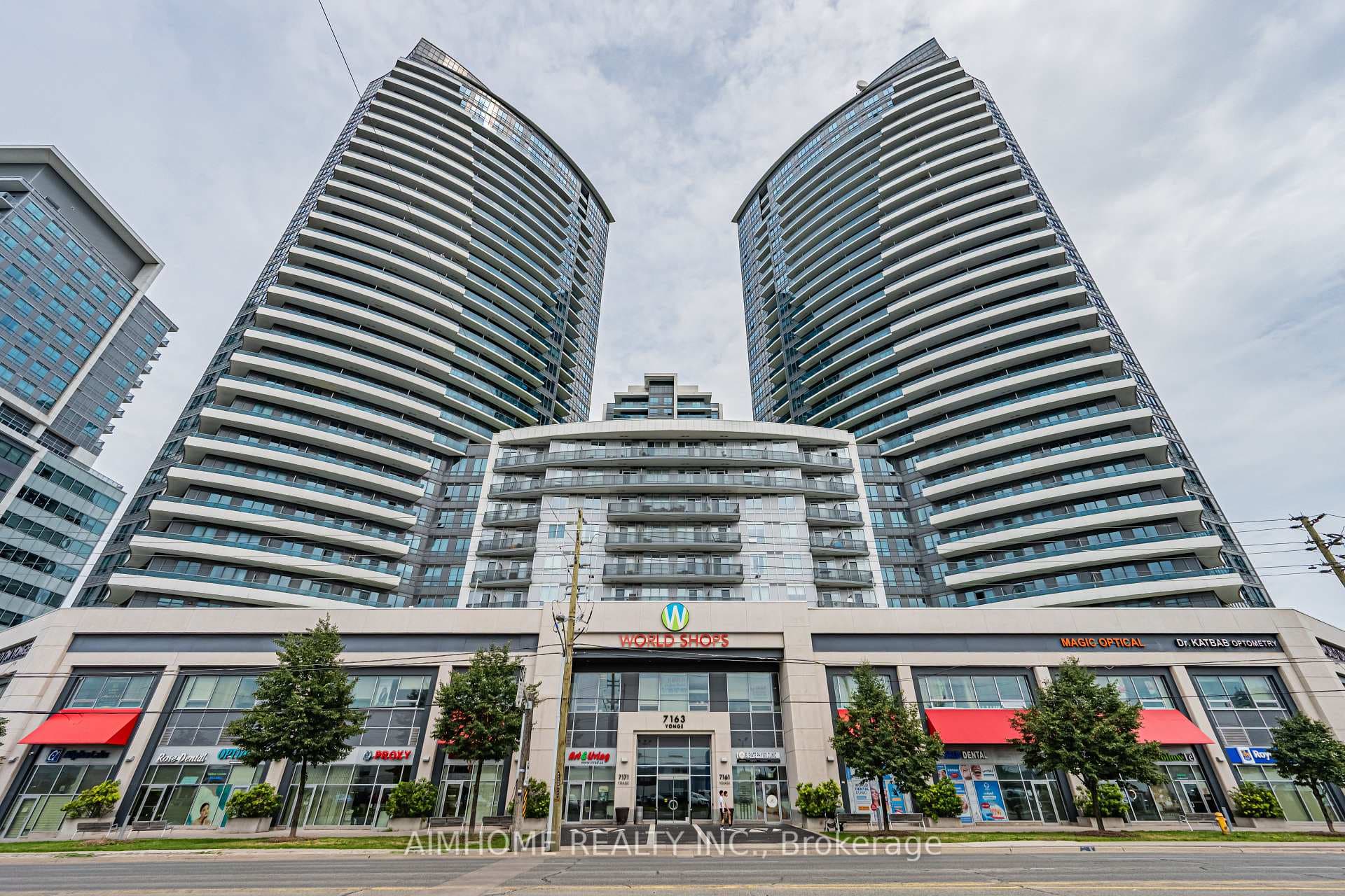 7171 Yonge Street Unit 1115