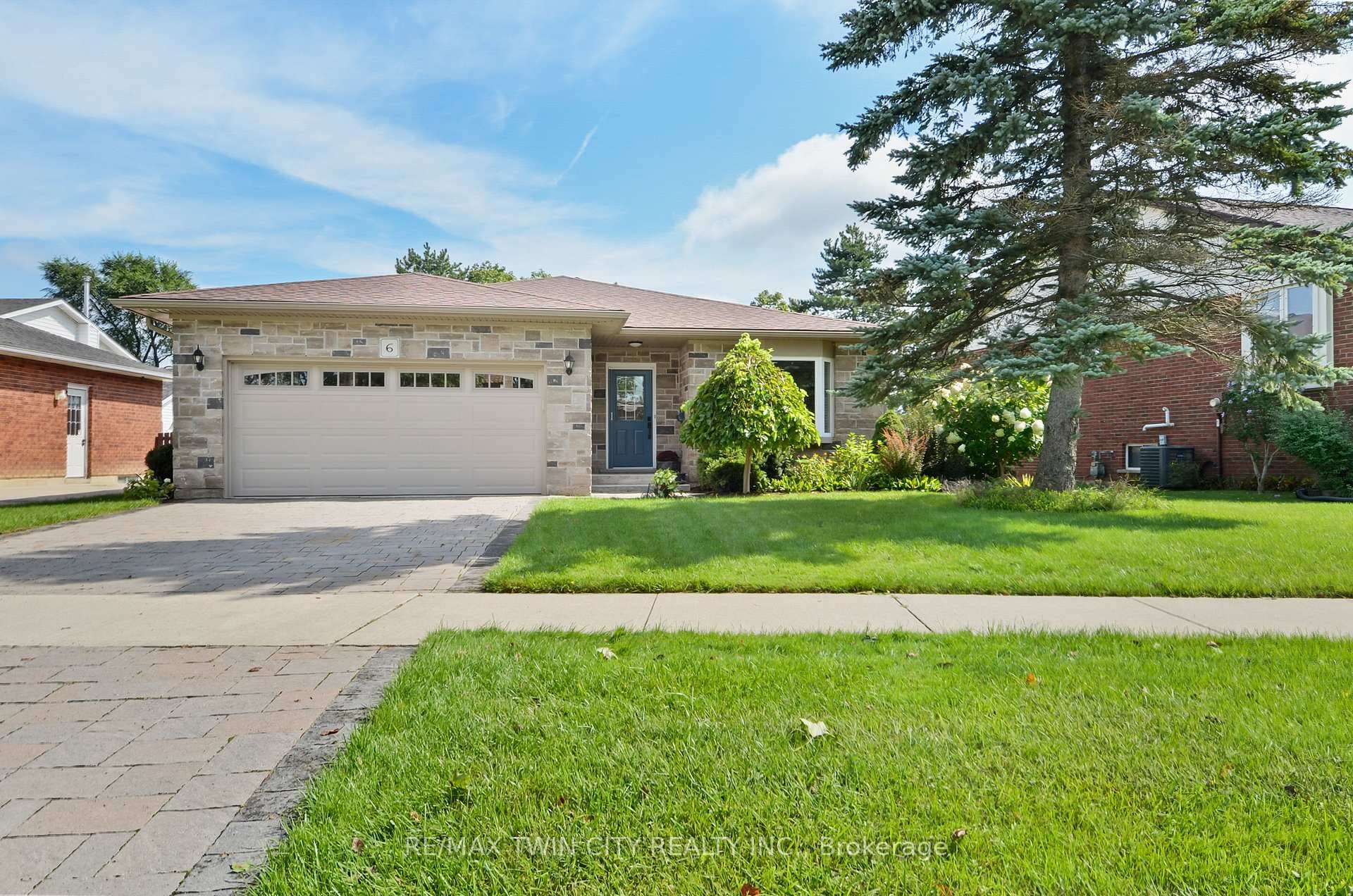 6 Edenridge Drive