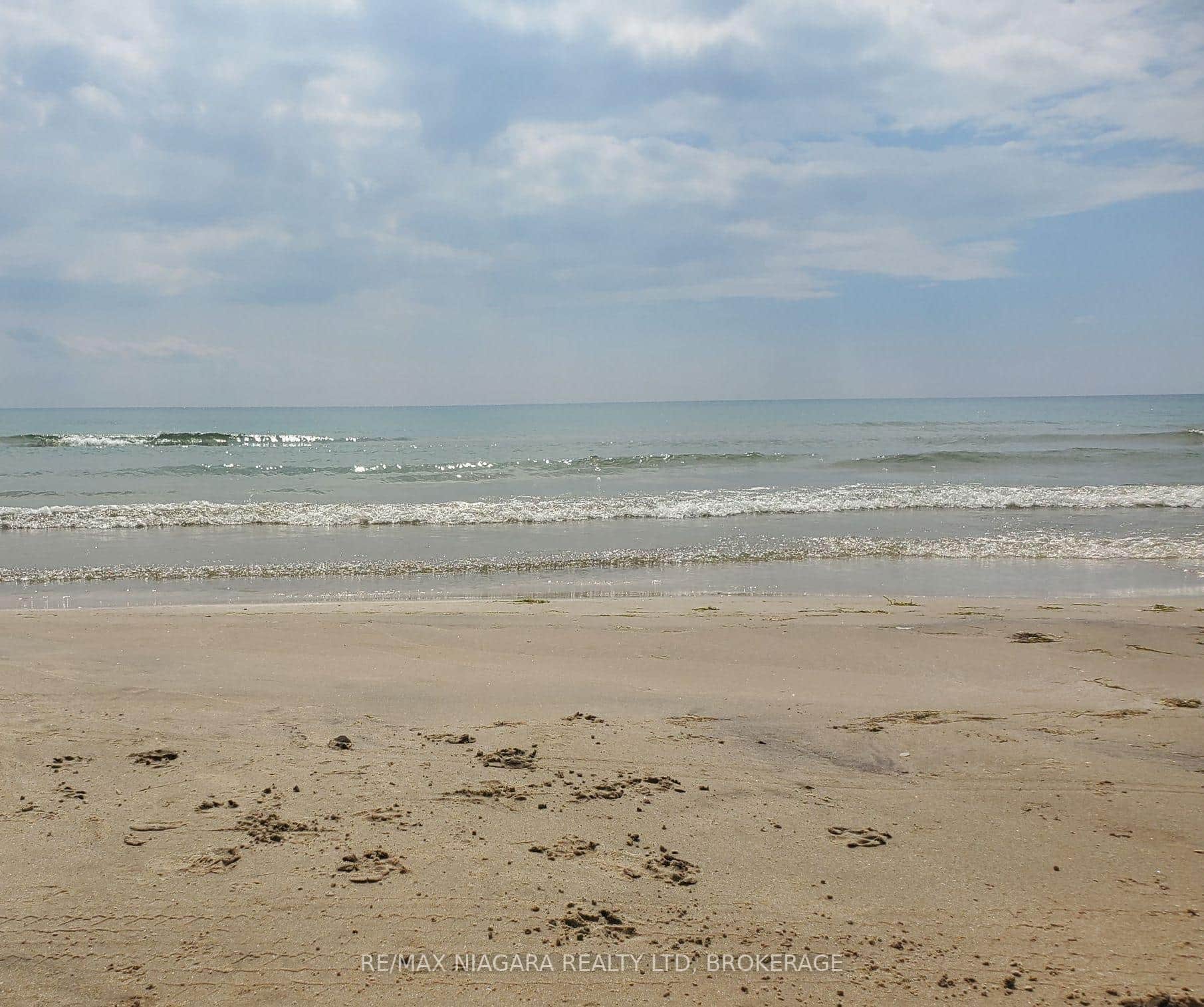 50ft Waterfront Serviced Lots at Lakewood Beach