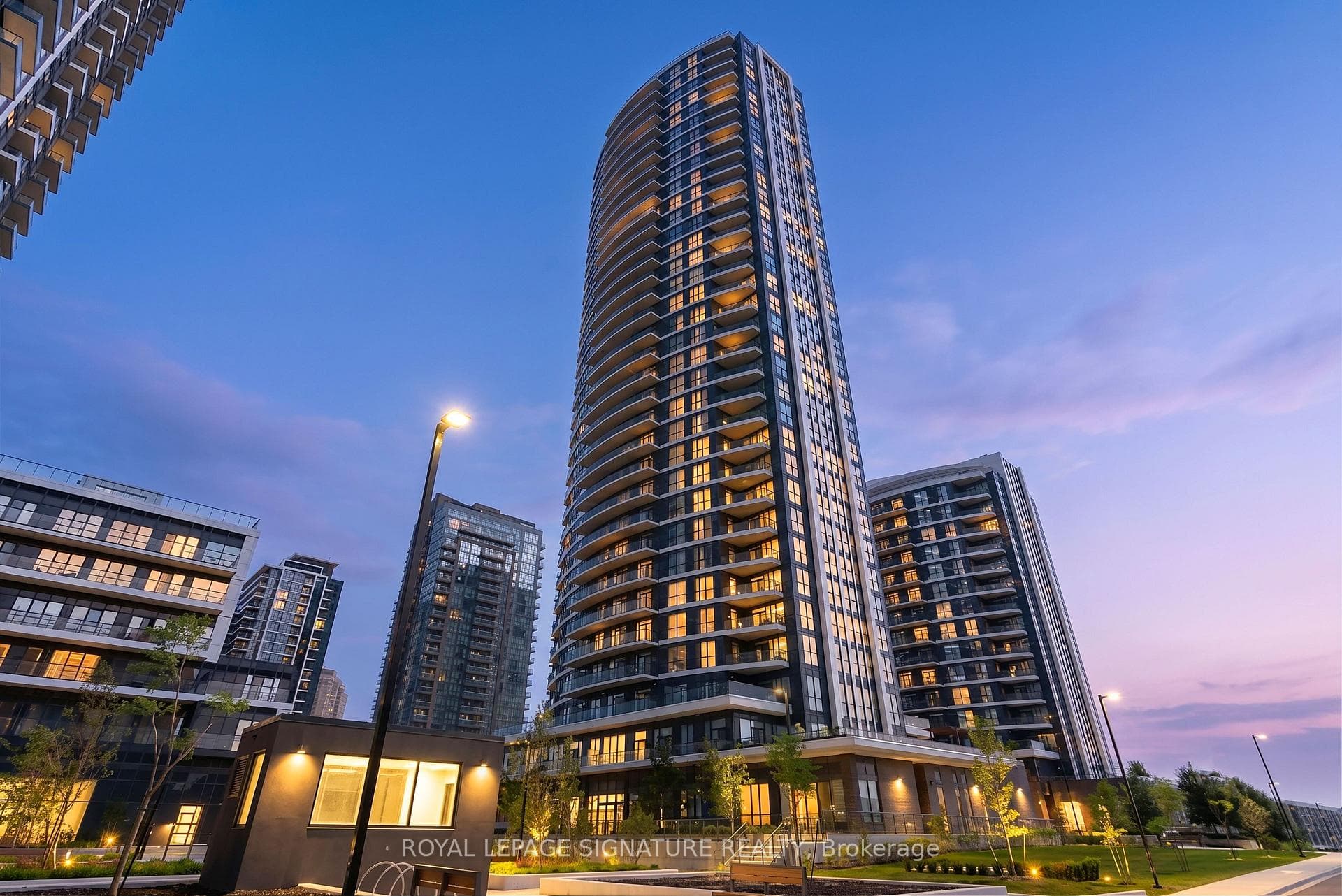 35 Watergarden Drive Unit 218
