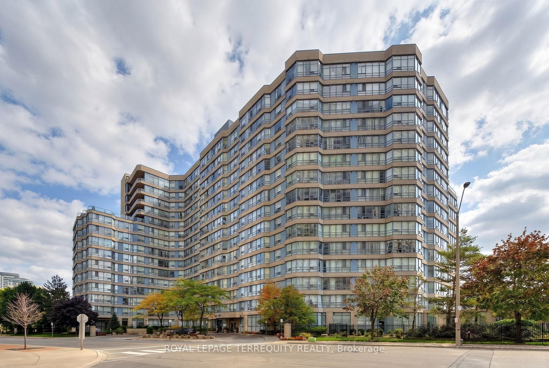 250 Webb Drive Unit 1512