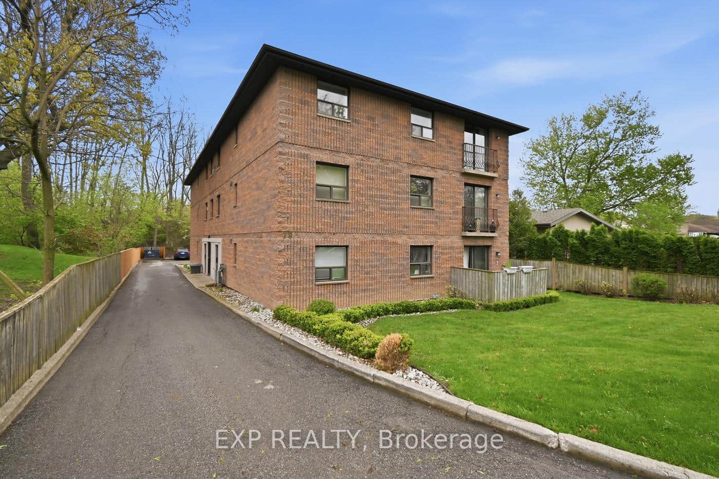 78 Welland Street Unit 303