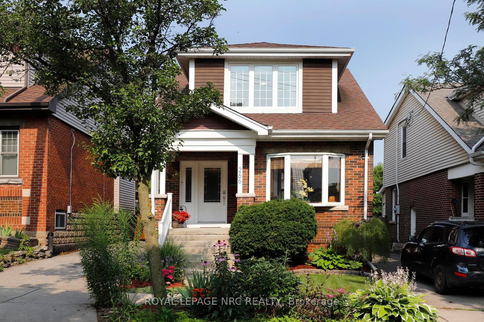 266 London Street