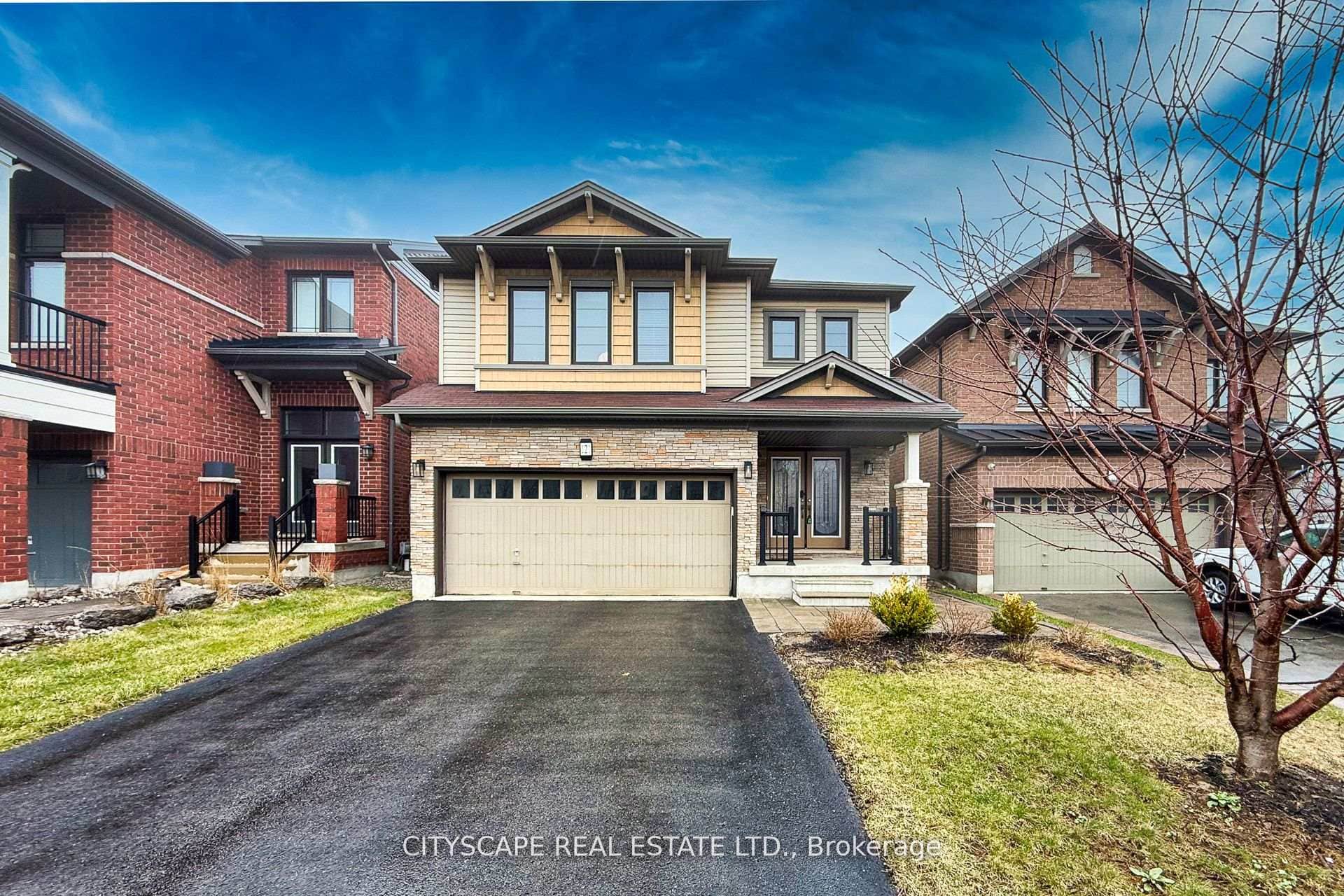 121 Crafter Crescent