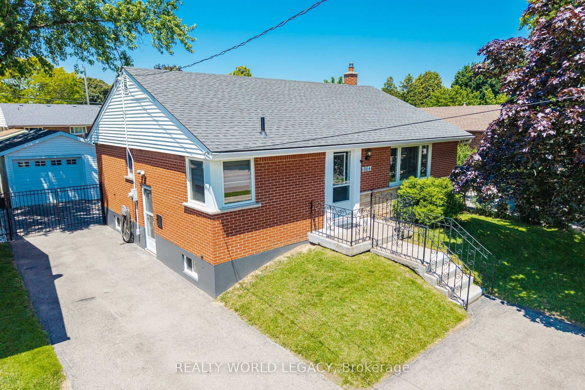 664 Upper Ottawa Street