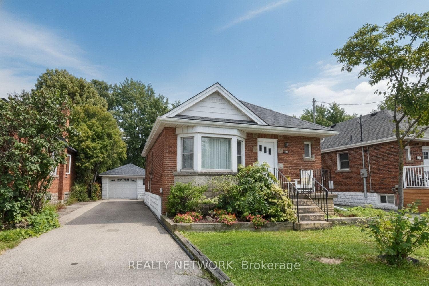 575 Upper Wentworth Street