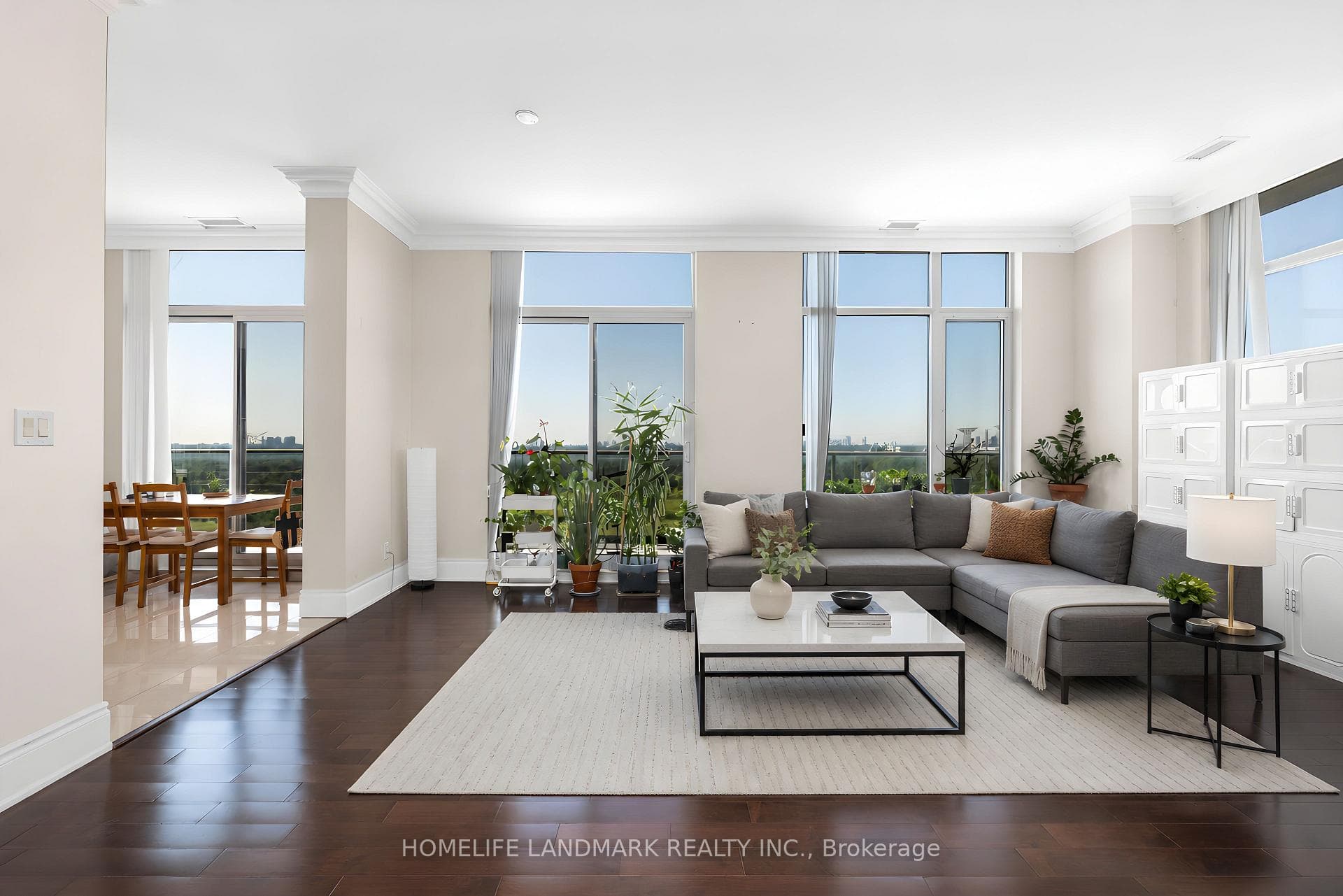 325 South Park Road Unit 325-PH9