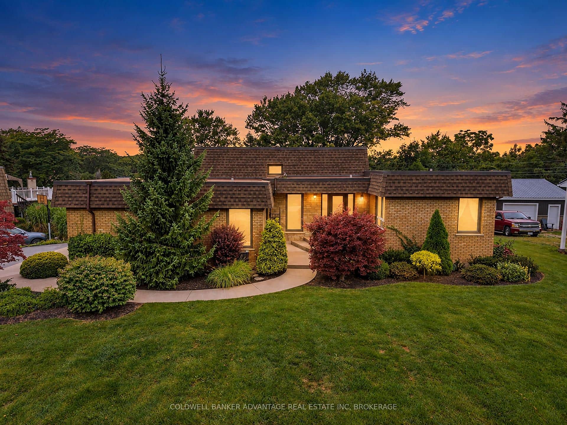 21 Thorncrest Road