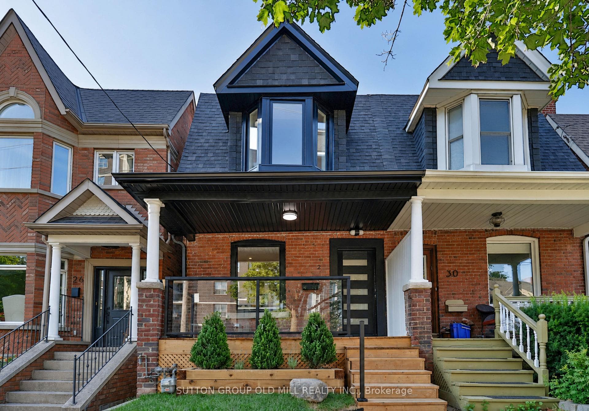 28 Eastmount Avenue