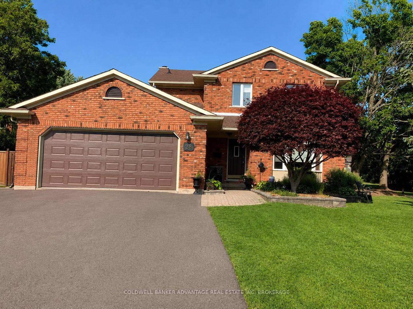 28 Dixon Crescent