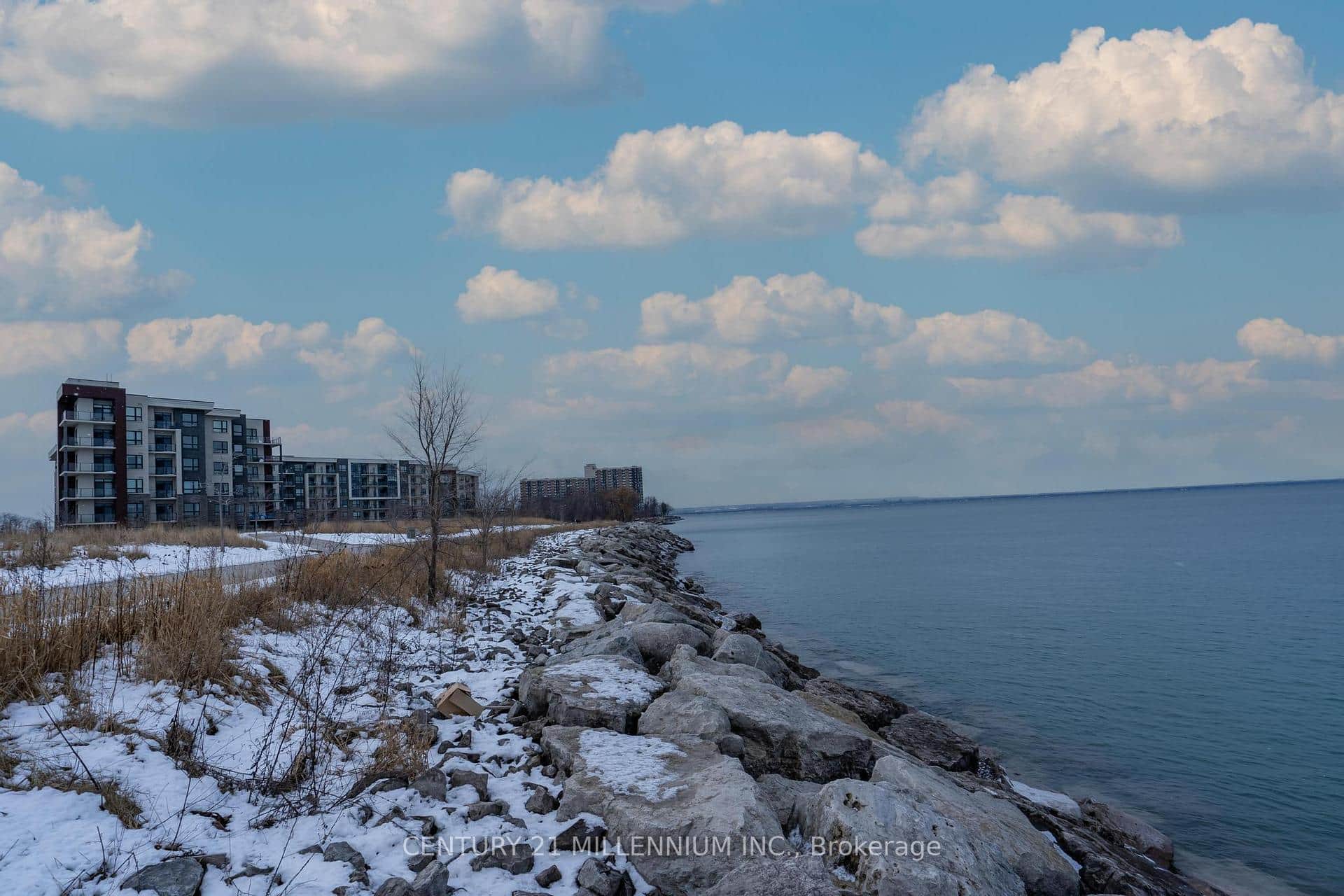 125 Shoreview Place Unit 125